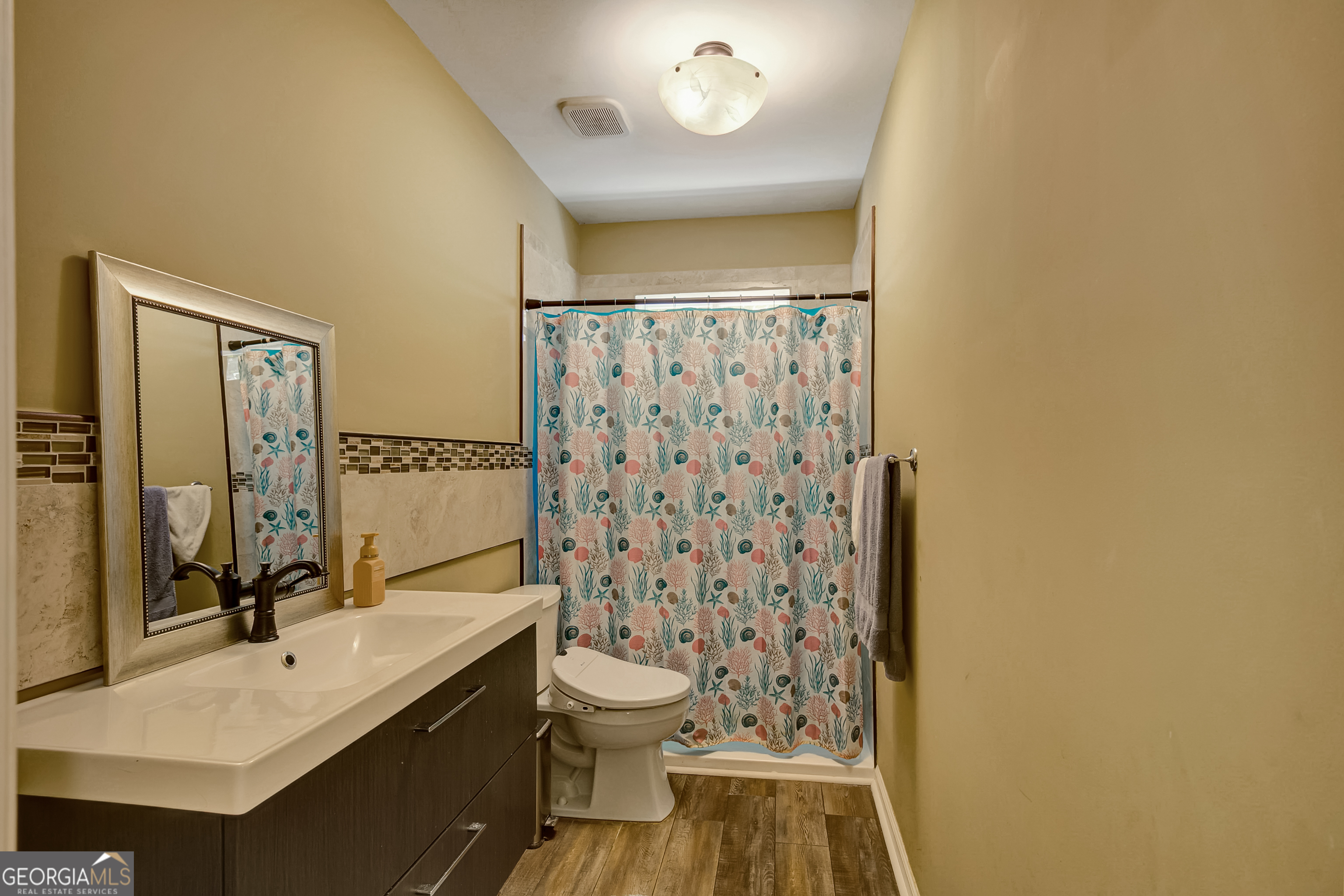 381 Rosebay Lane
