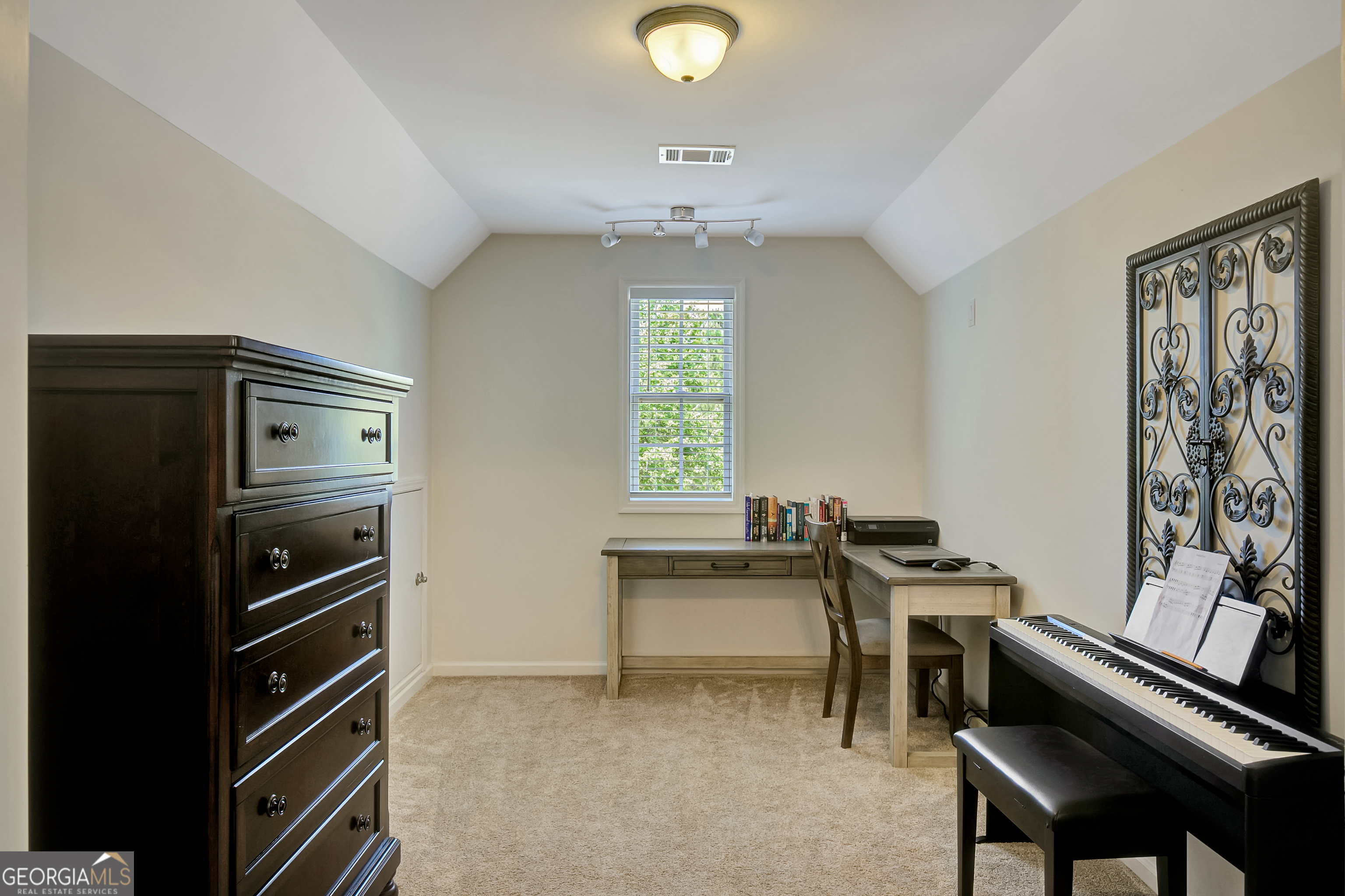 381 Rosebay Lane