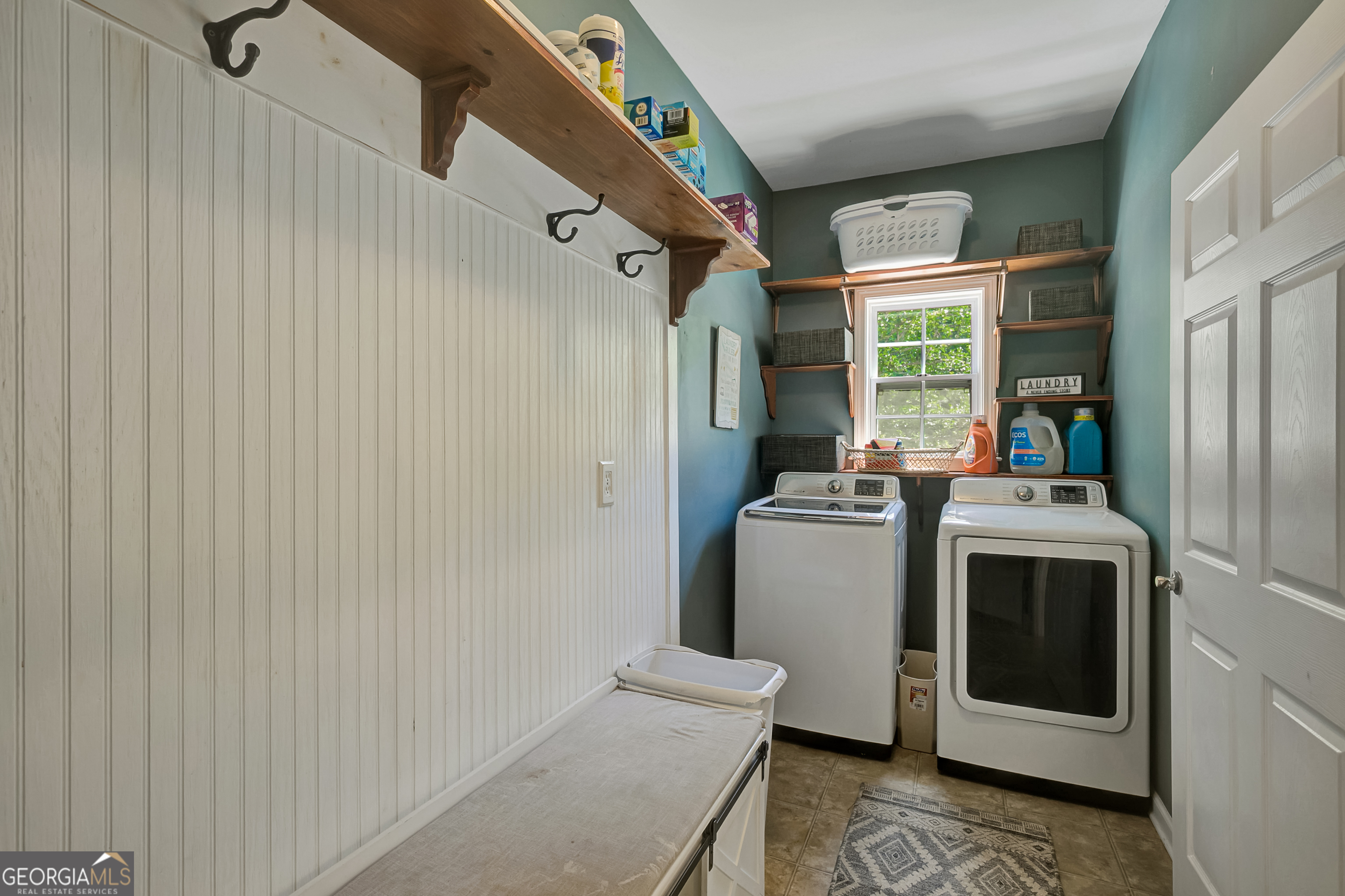 381 Rosebay Lane