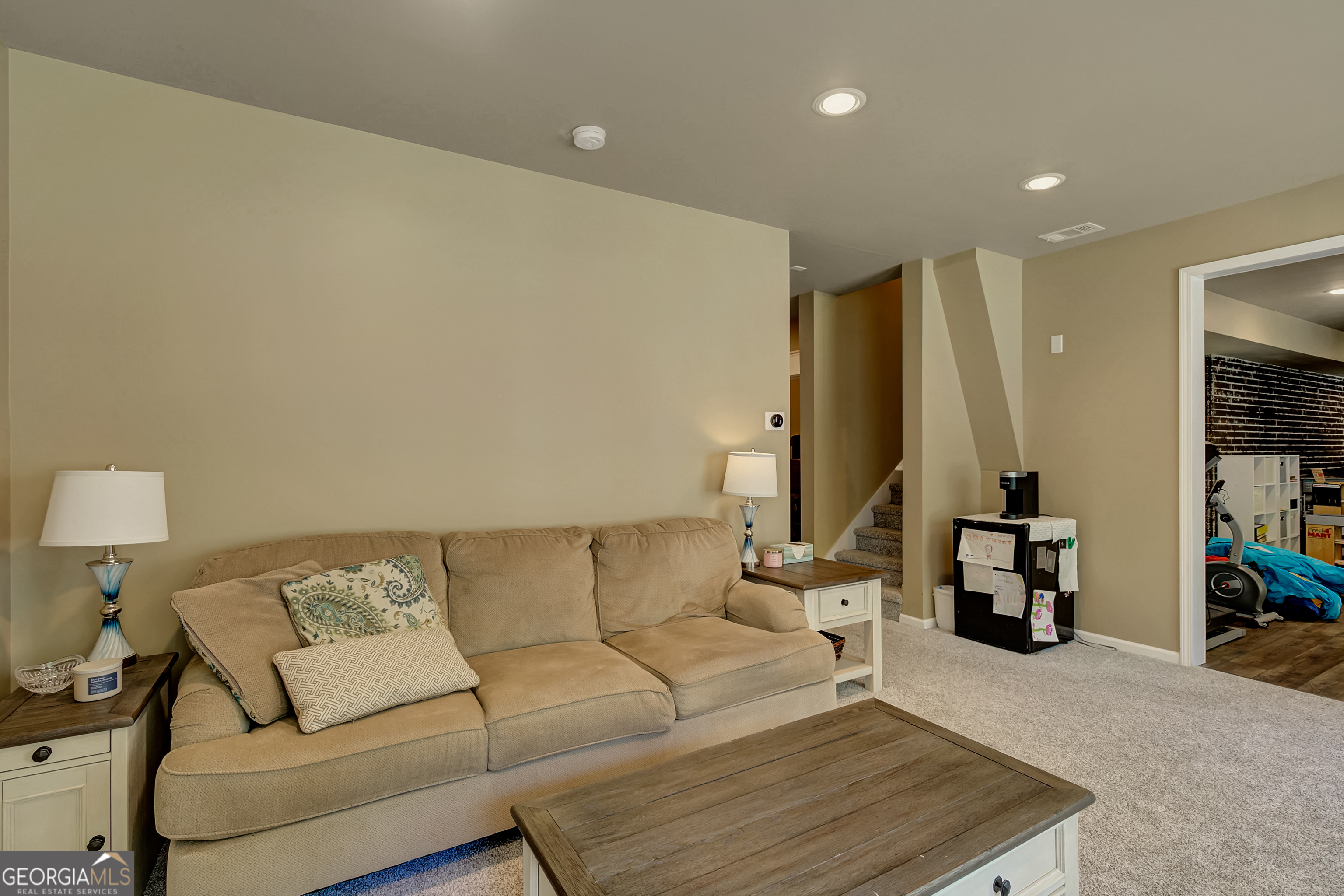 381 Rosebay Lane
