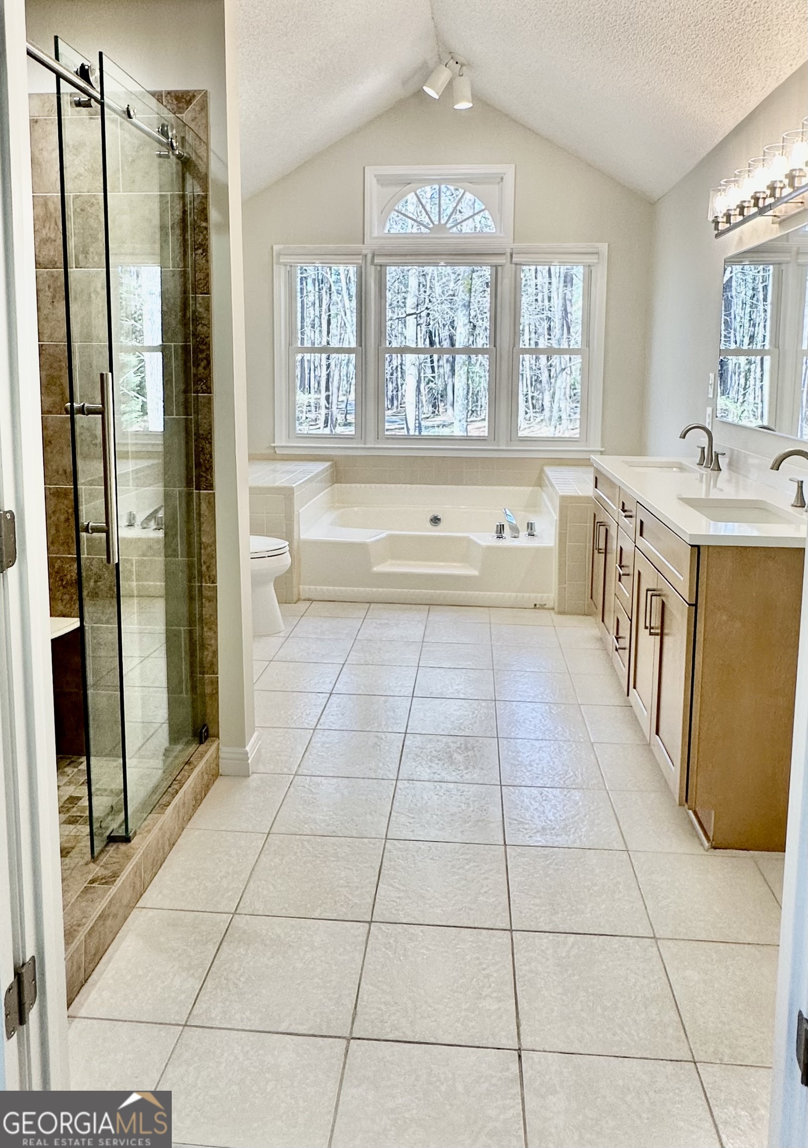 157 Rockspray Ridge