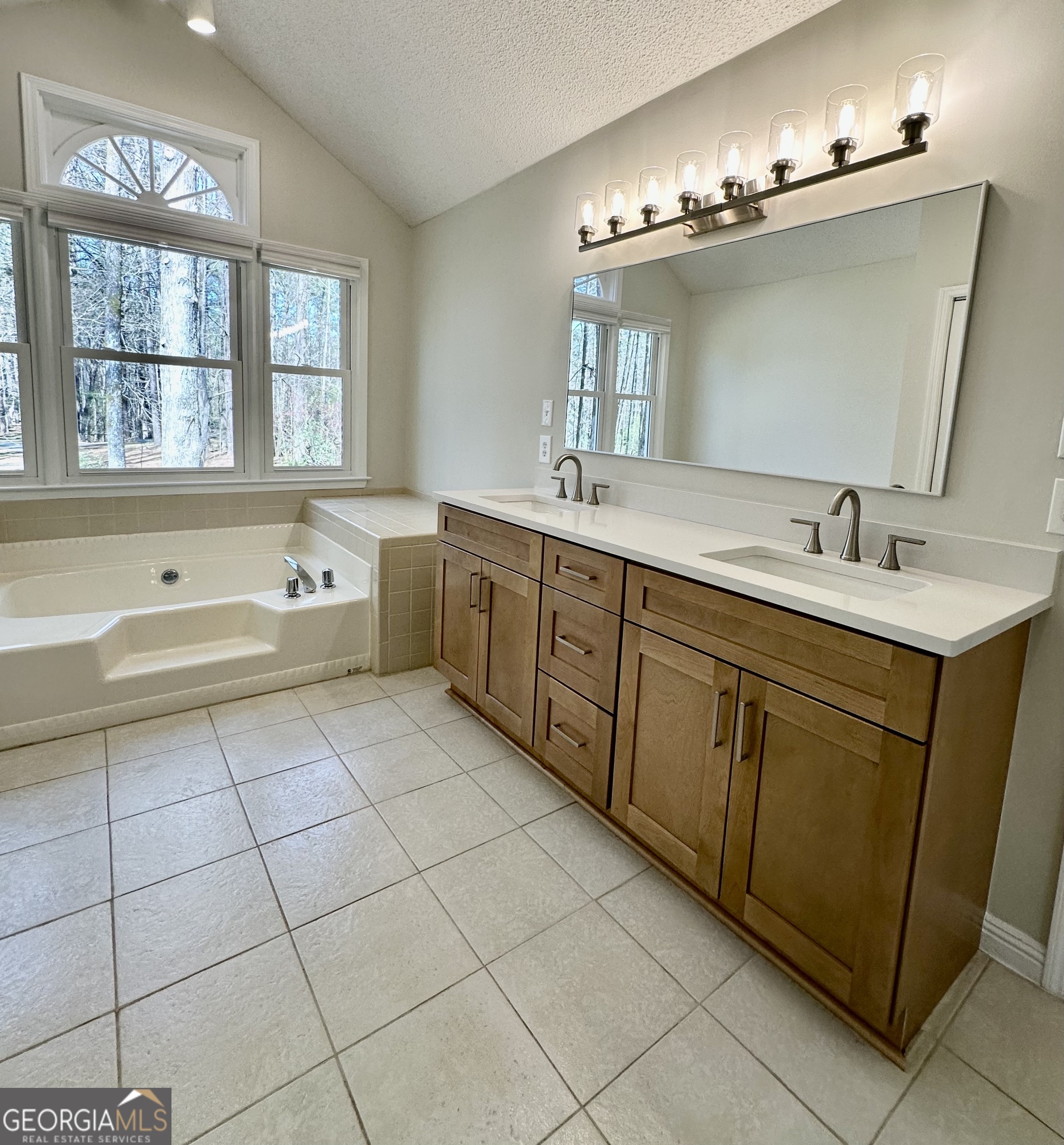 157 Rockspray Ridge