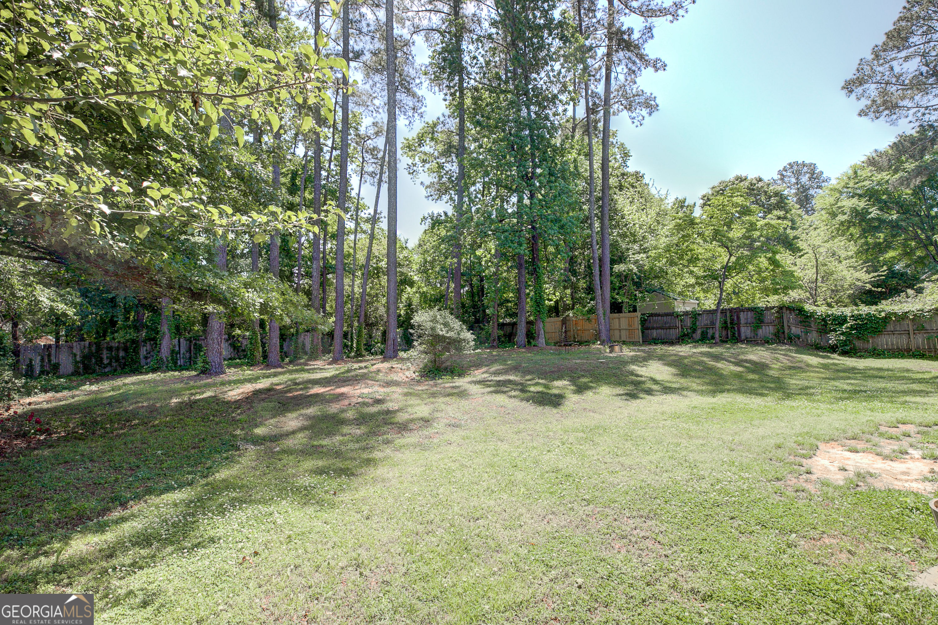 2394 Southern Oak Drive SW