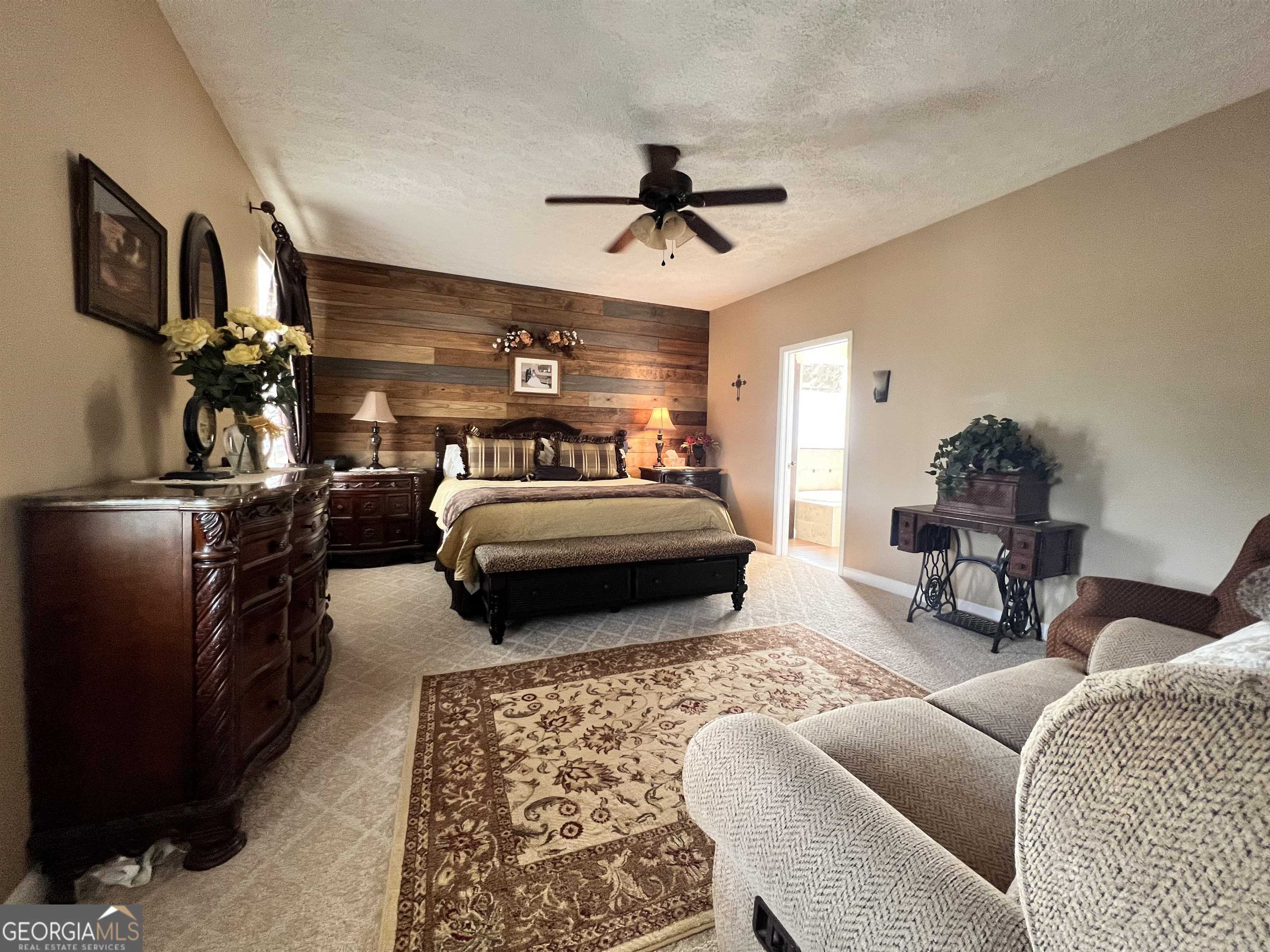 6659 Lone Oak Road