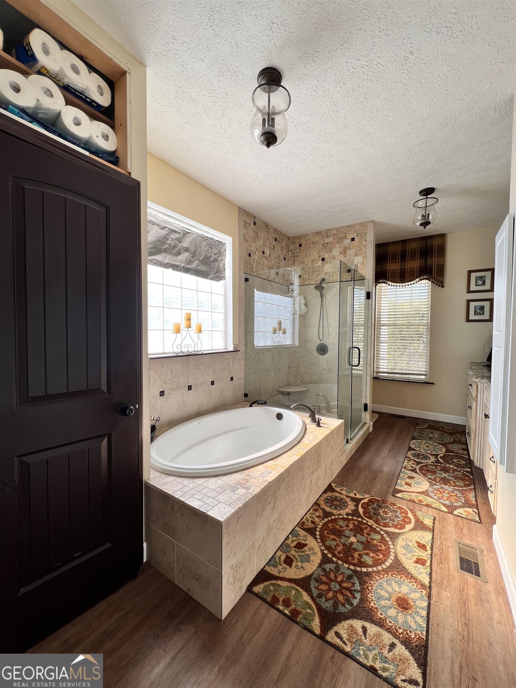 6659 Lone Oak Road