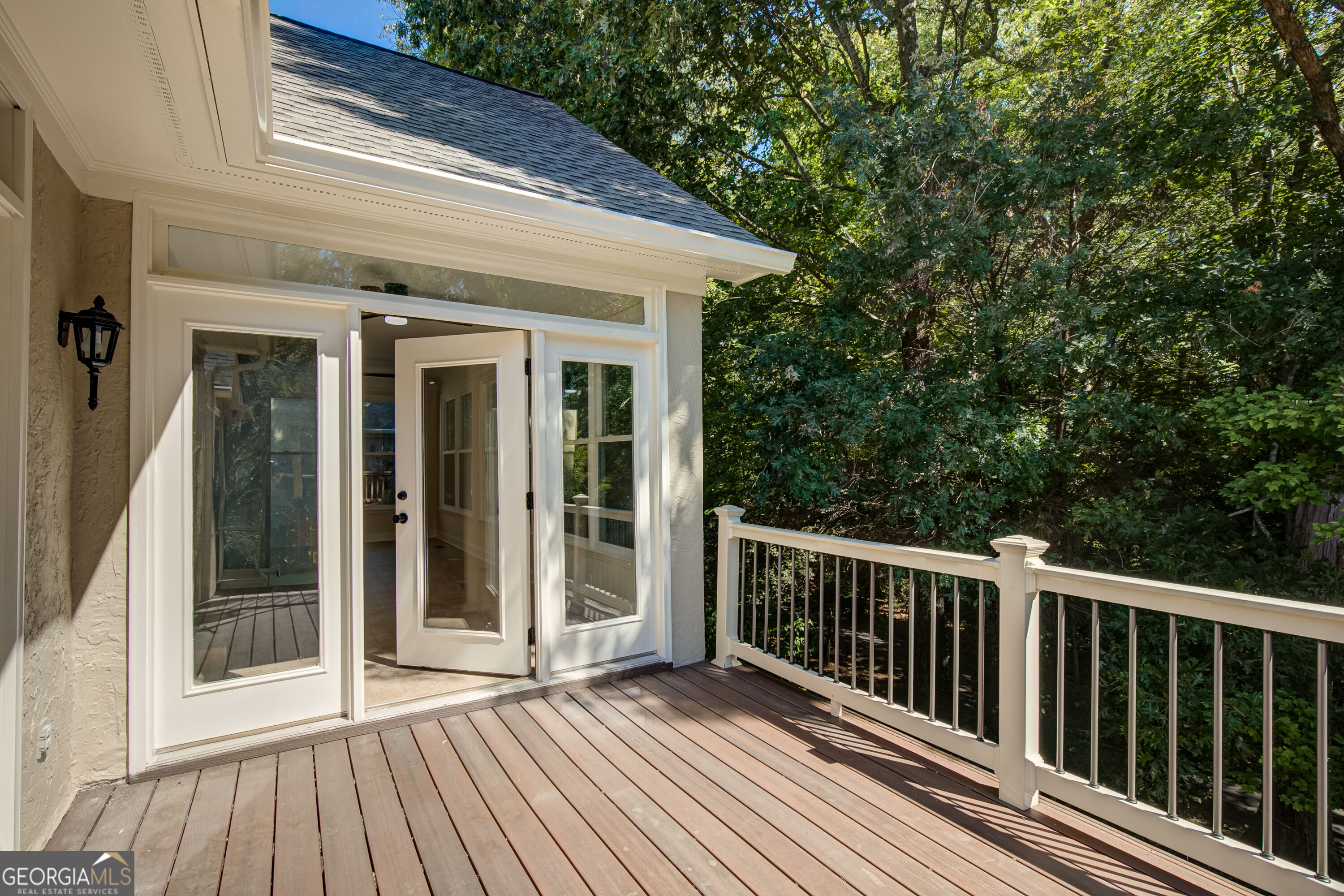 121 Augusta Drive # 11