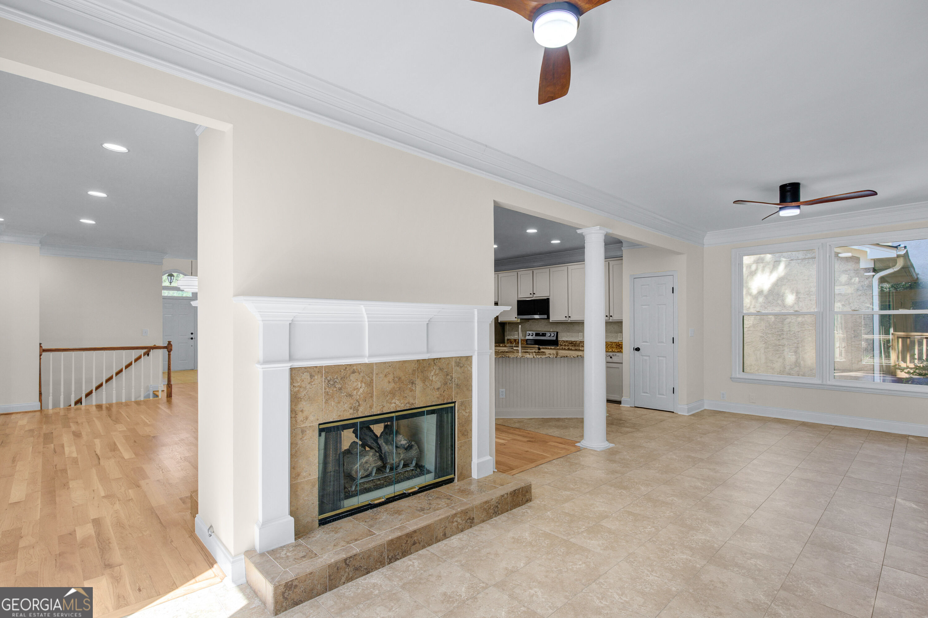 121 Augusta Drive # 11