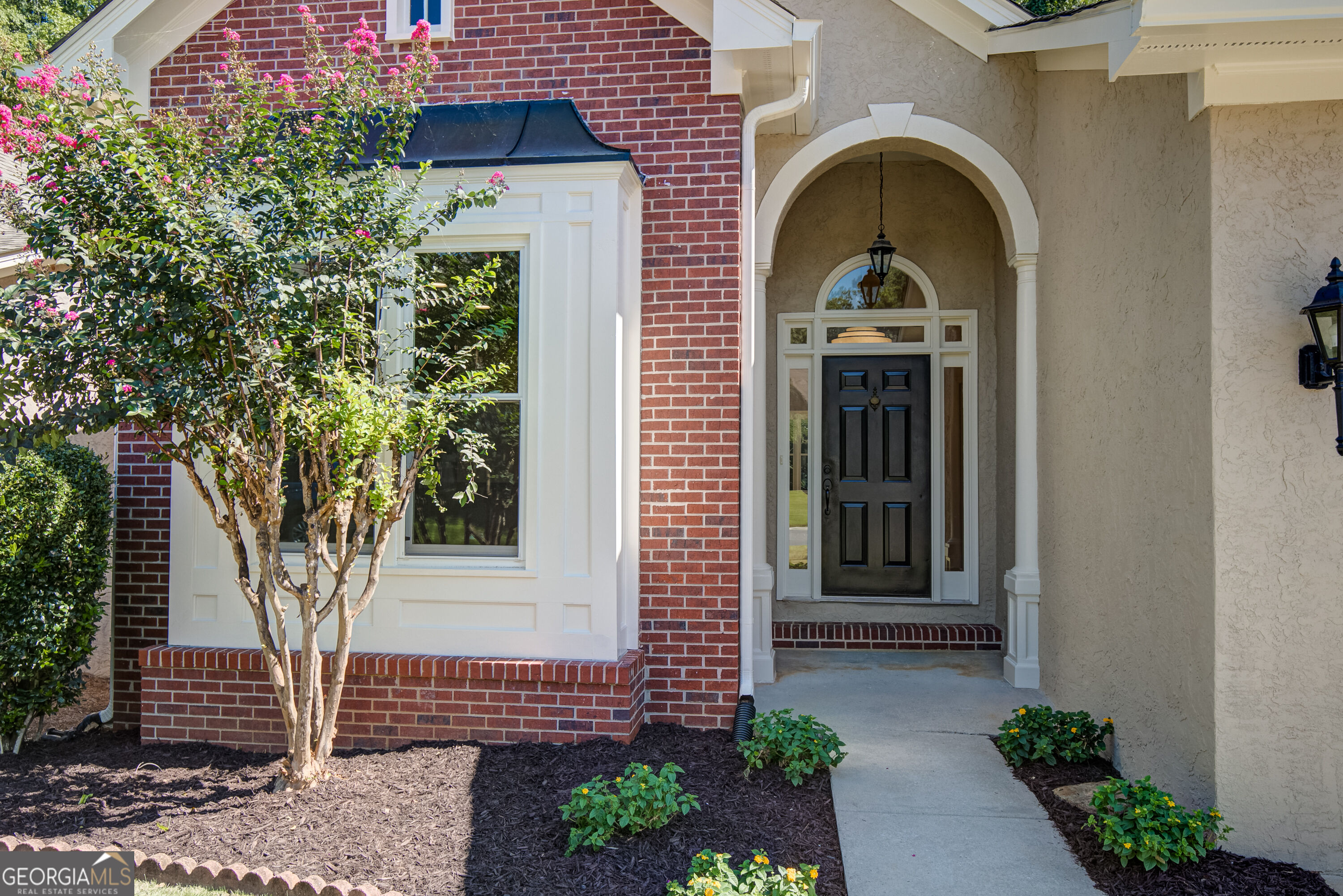121 Augusta Drive # 11