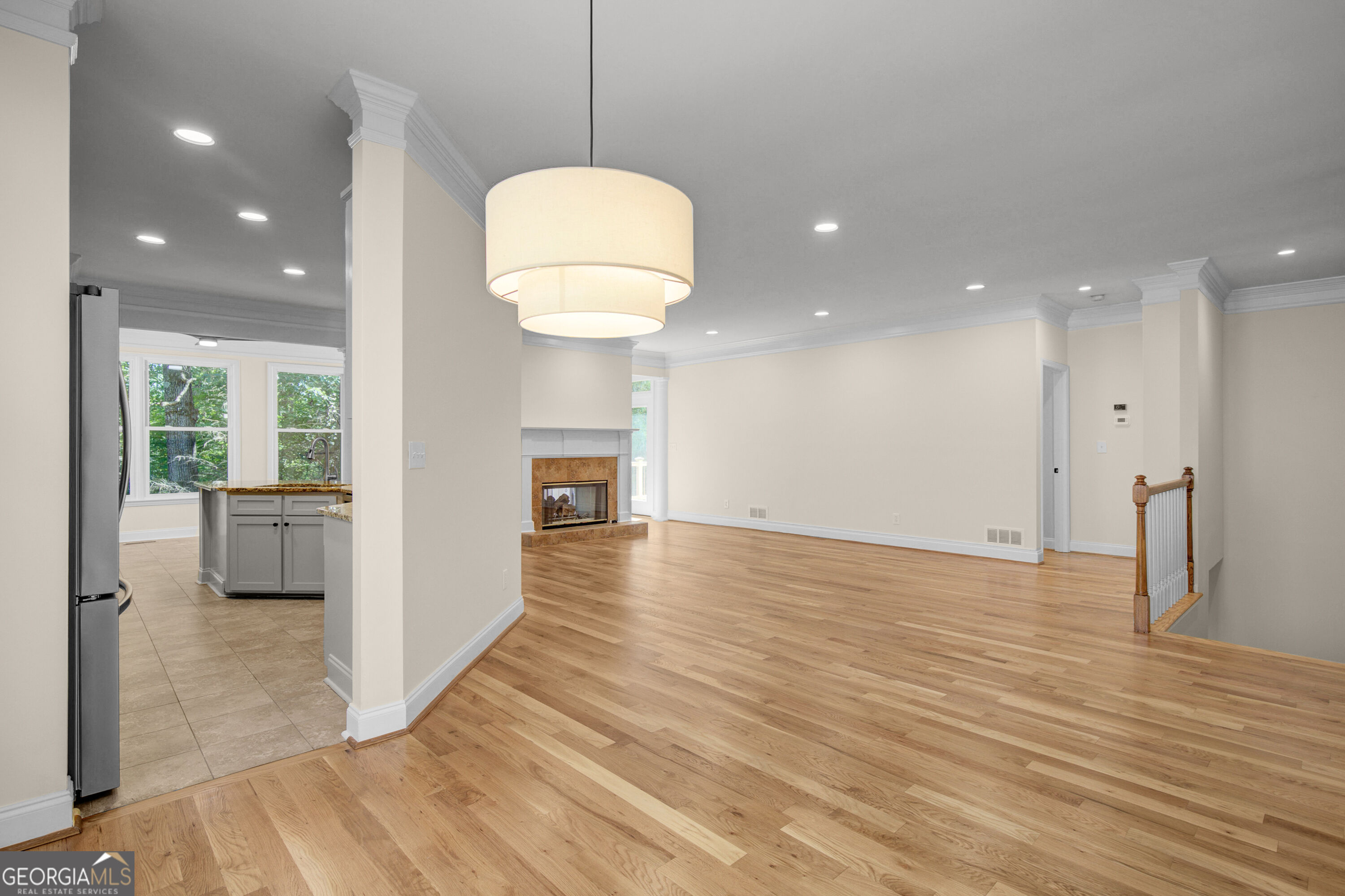 121 Augusta Drive # 11