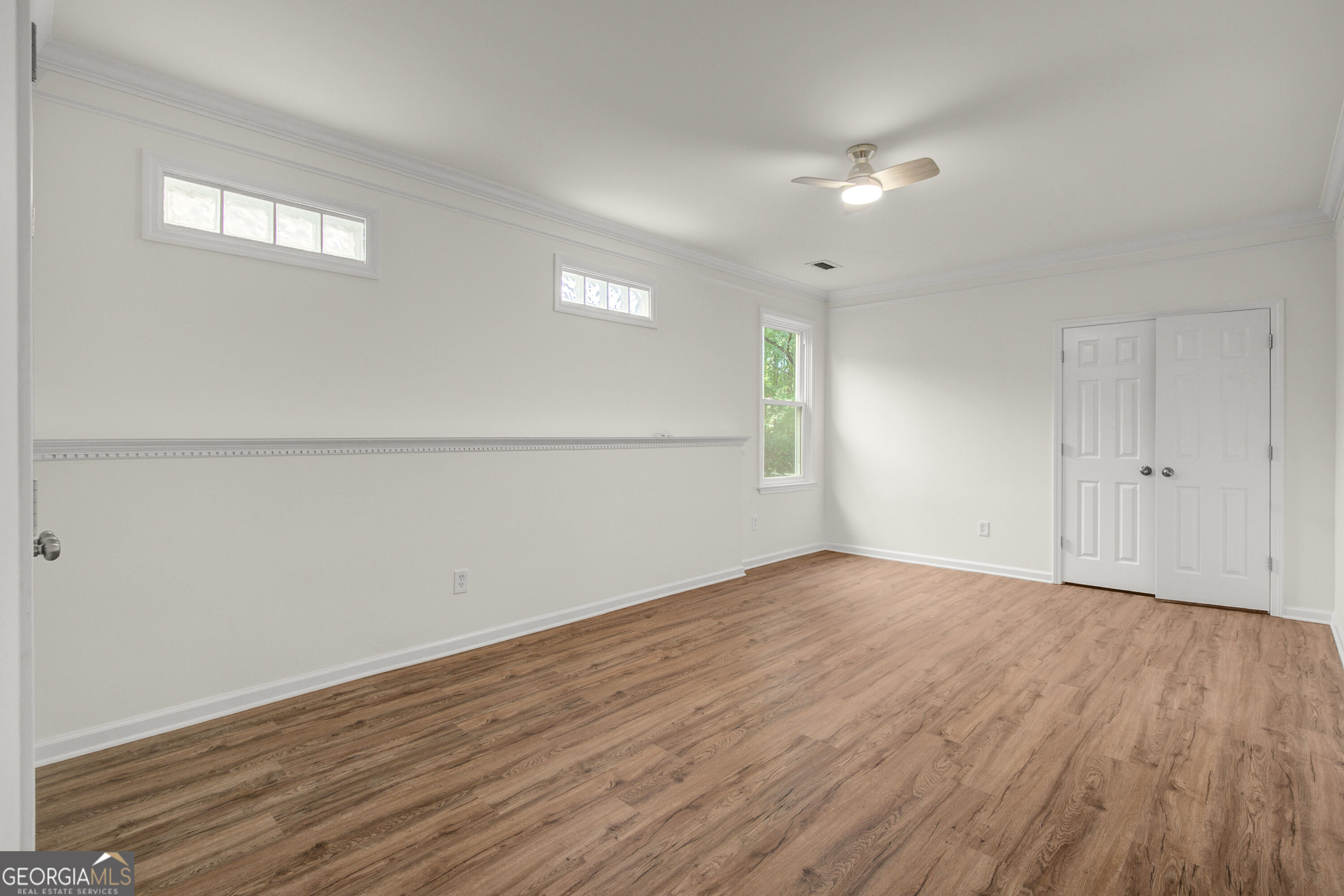 121 Augusta Drive # 11
