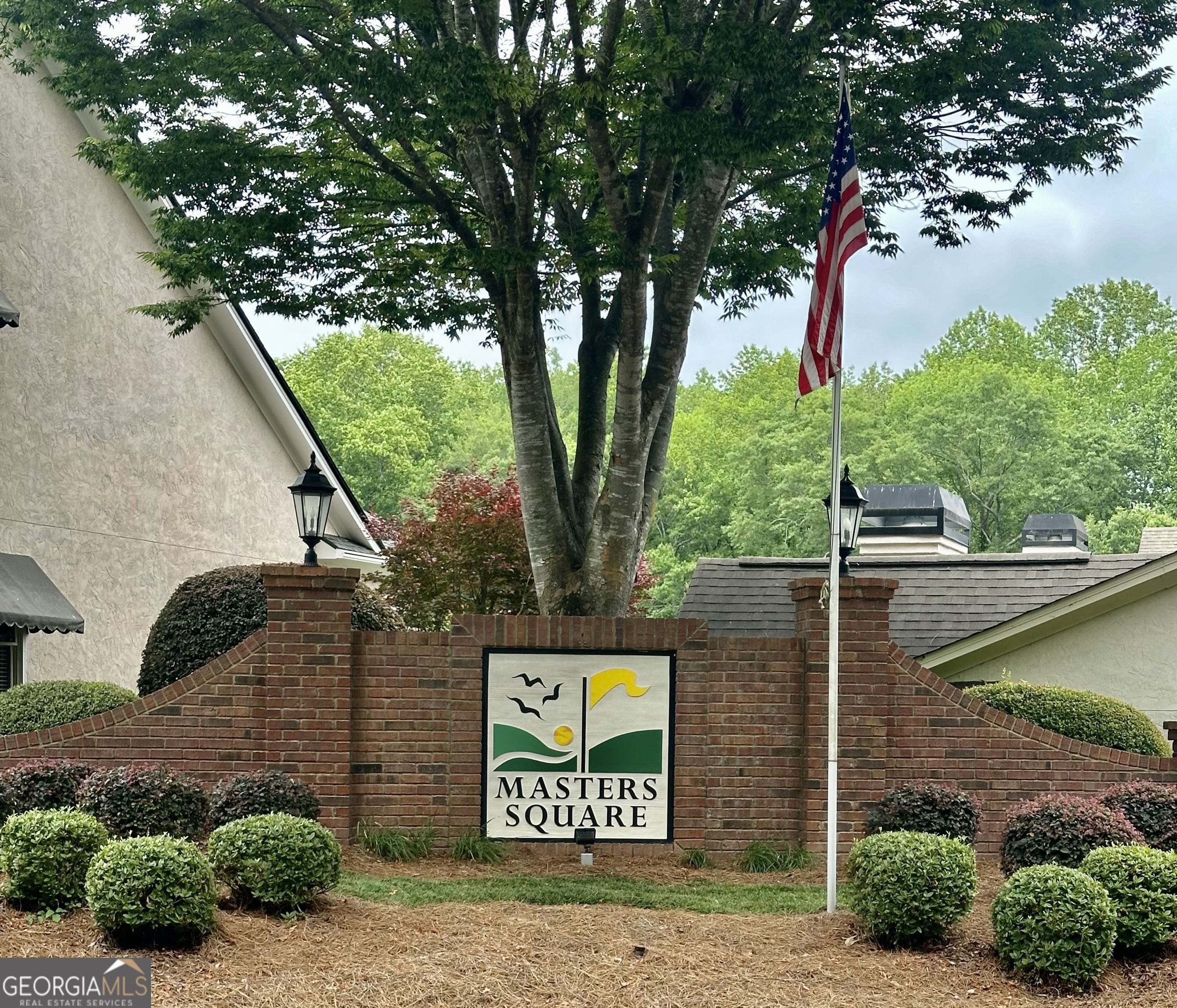 121 Augusta Drive # 11