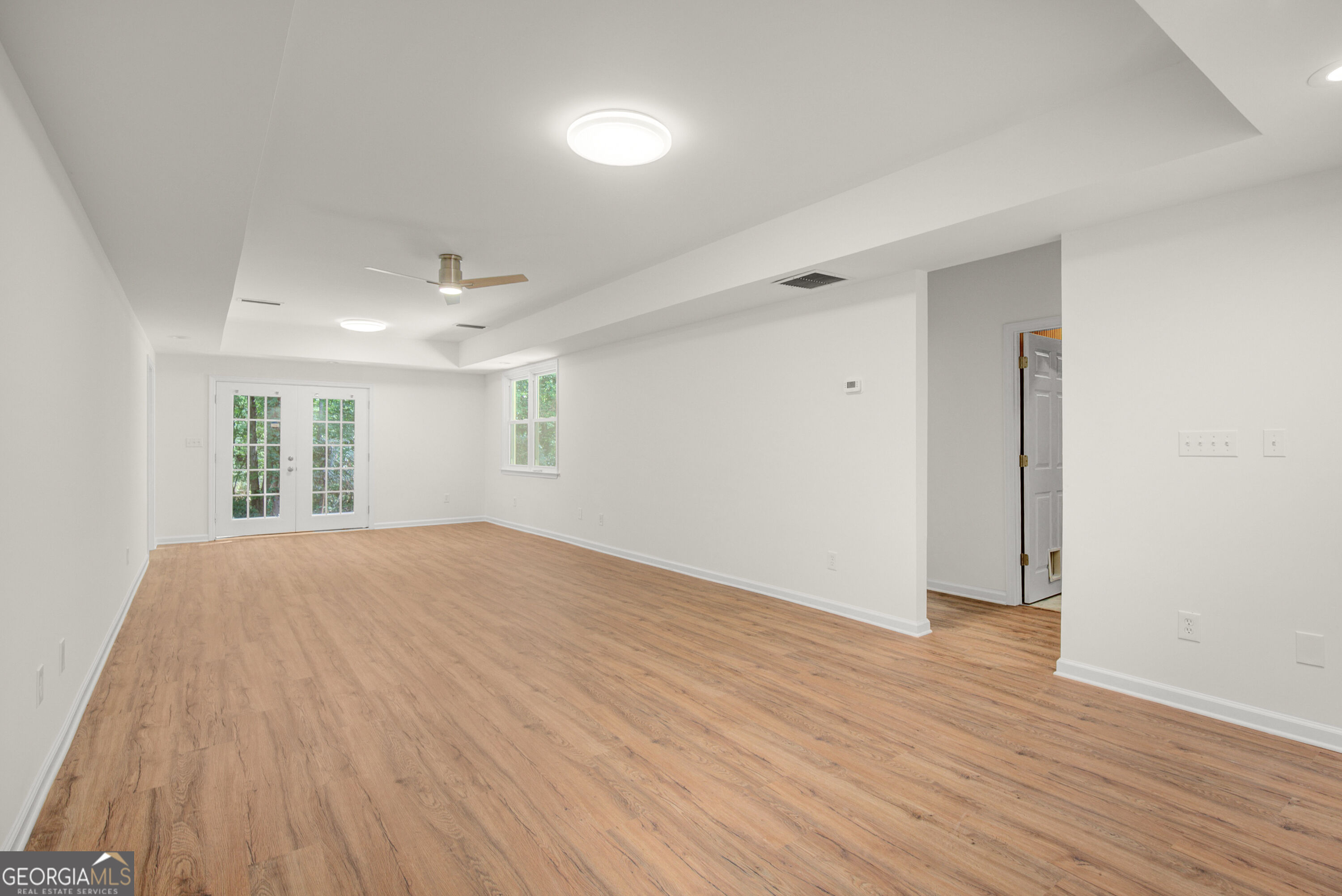 121 Augusta Drive # 11