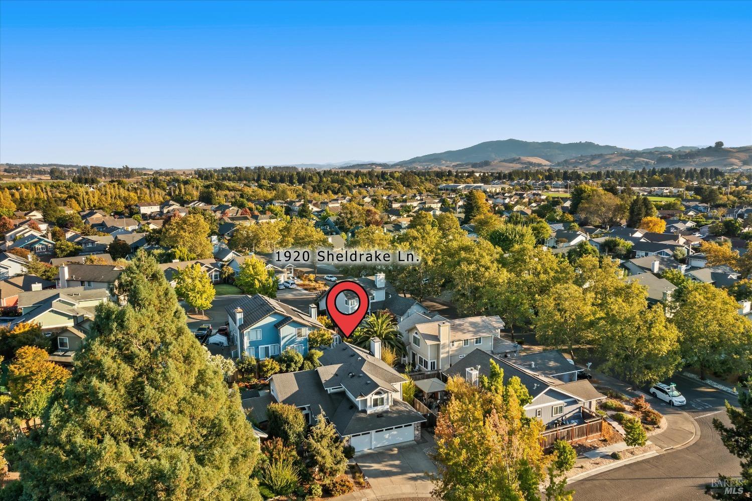 1920 Sheldrake Ln