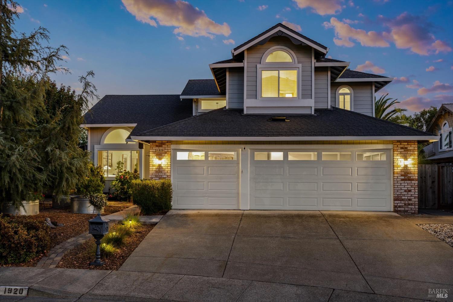 1920 Sheldrake Ln Petaluma Ca 94954 324079060