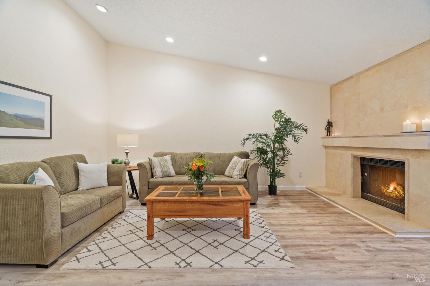 9376 Jessica Dr