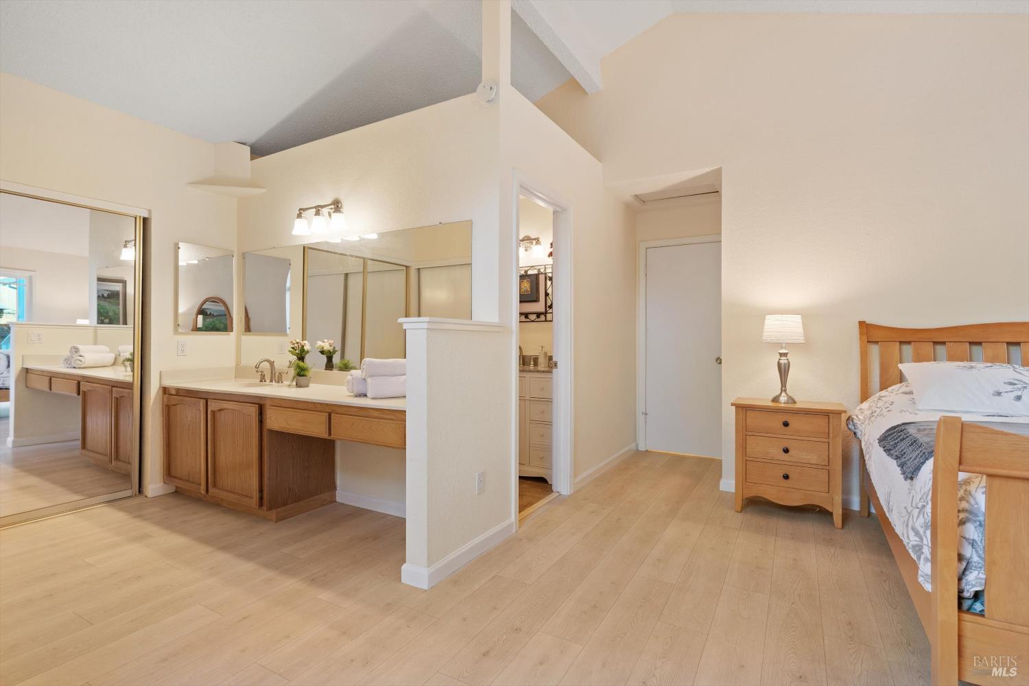 9376 Jessica Dr