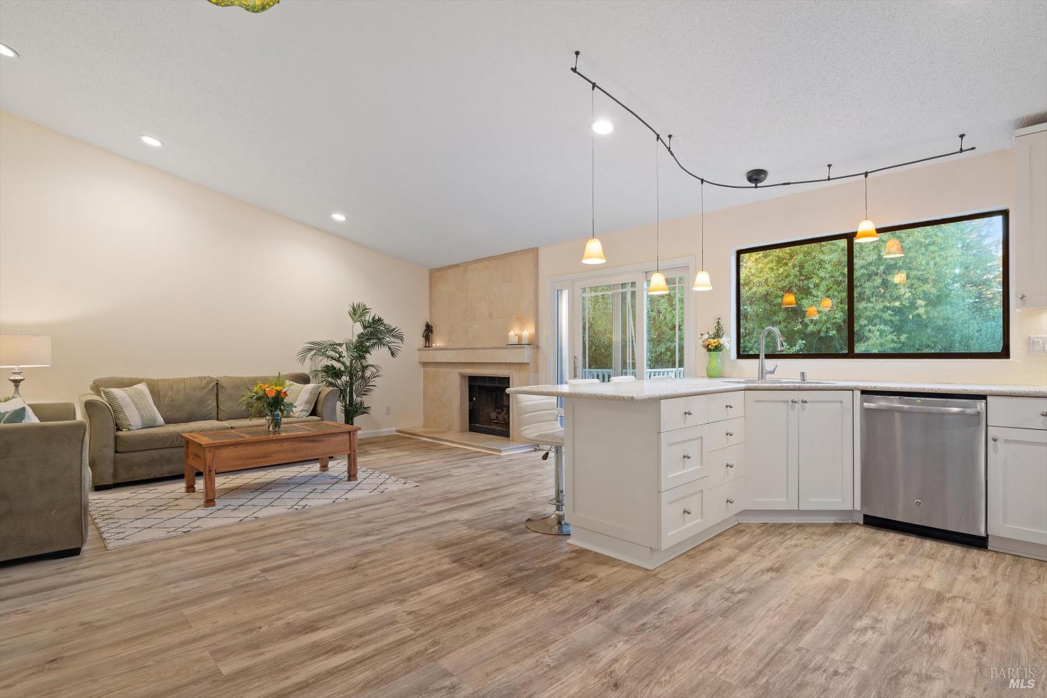 9376 Jessica Dr
