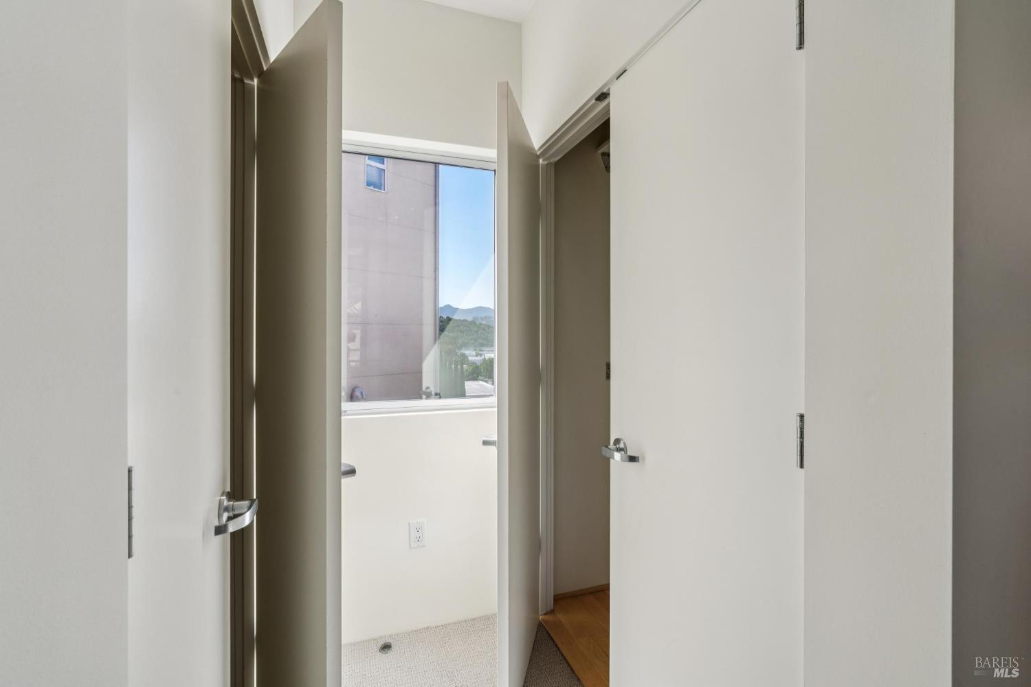 50 Cresta Drive Unit: #11