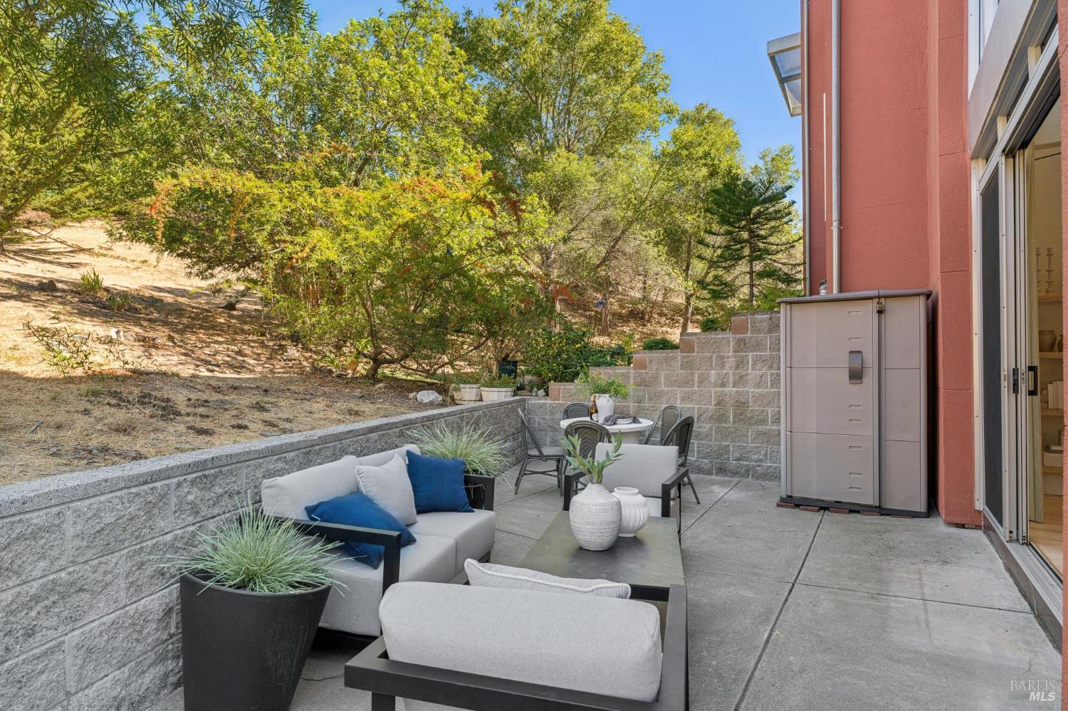 50 Cresta Drive Unit: #11