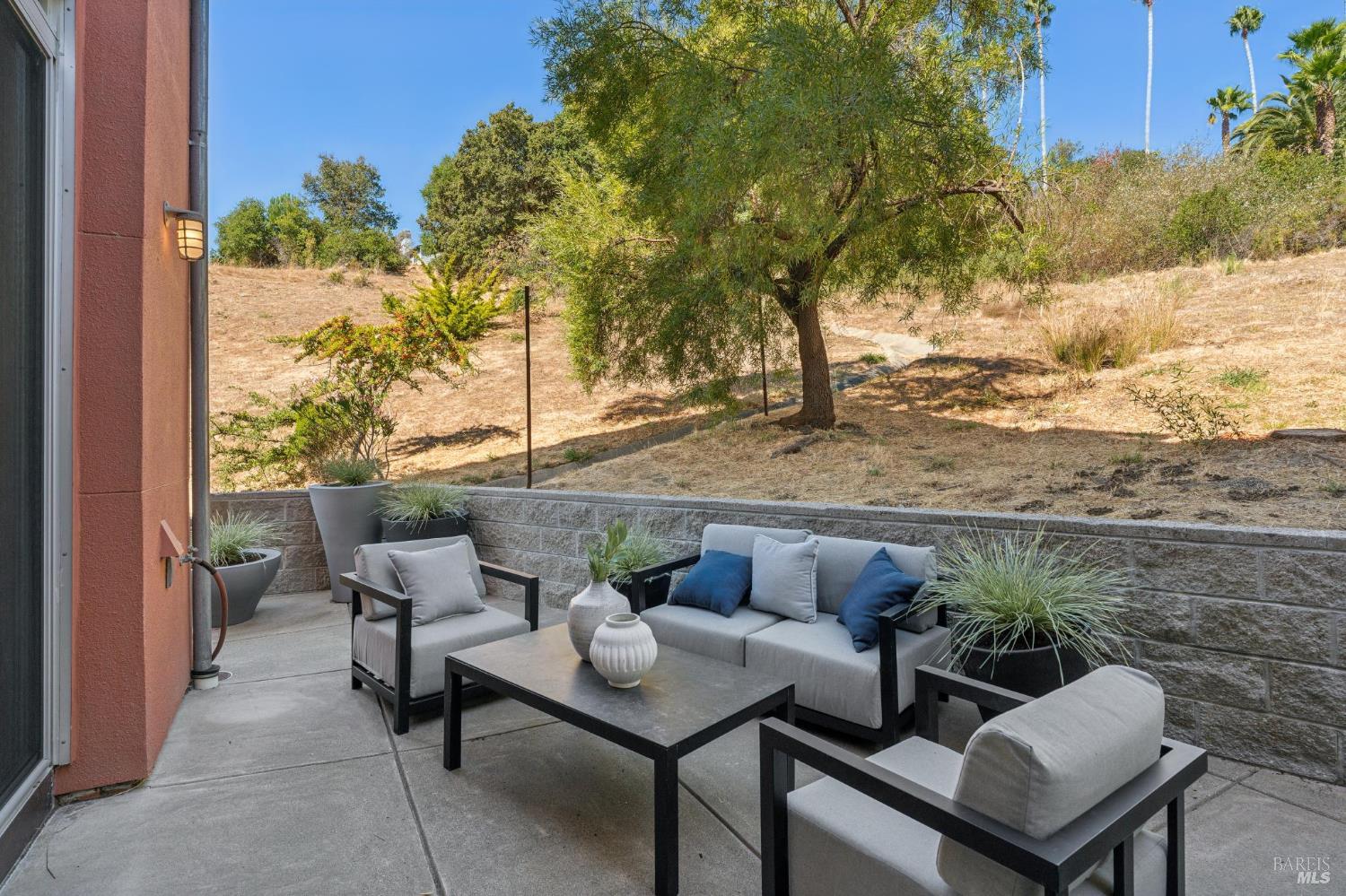 50 Cresta Drive Unit: #11
