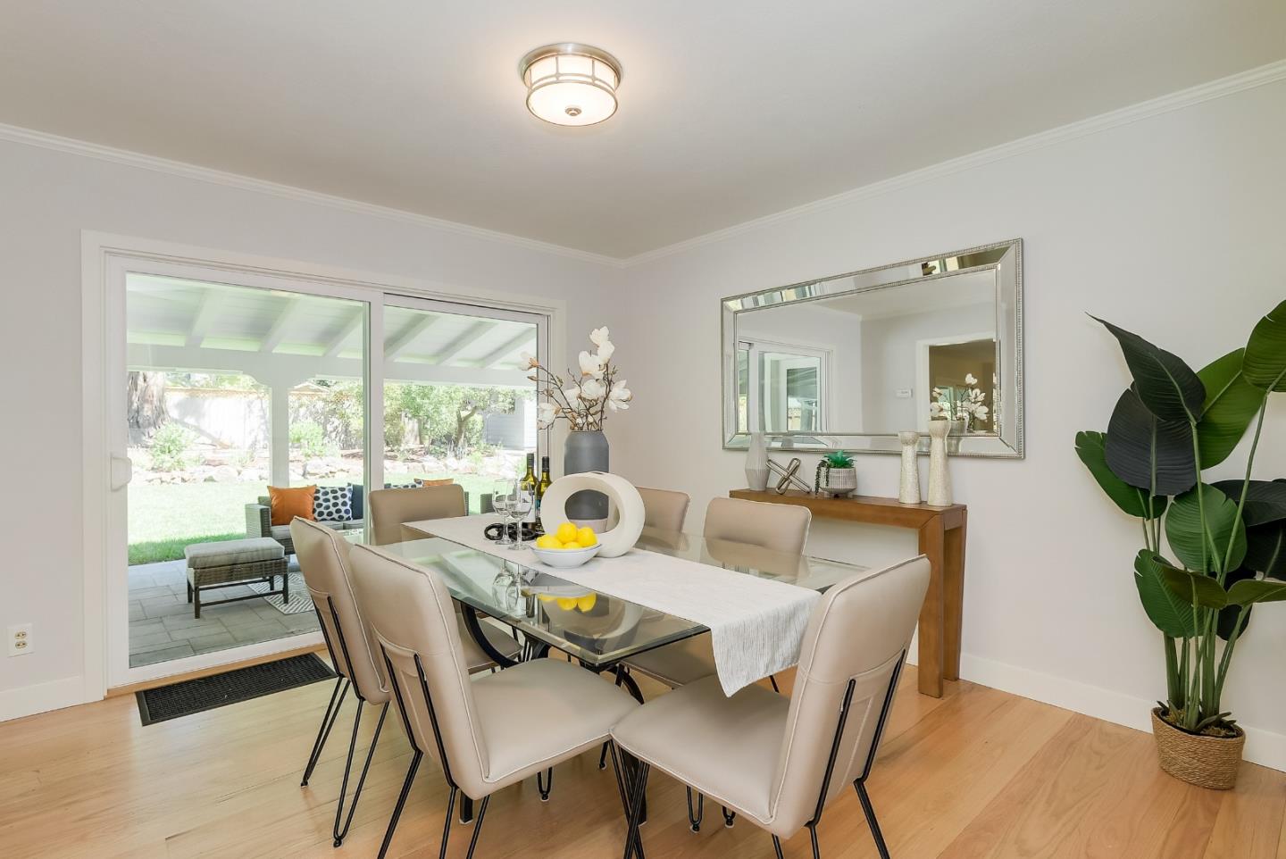 570 Sequoia Drive