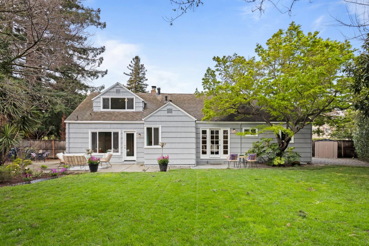 1633 Dallas Court