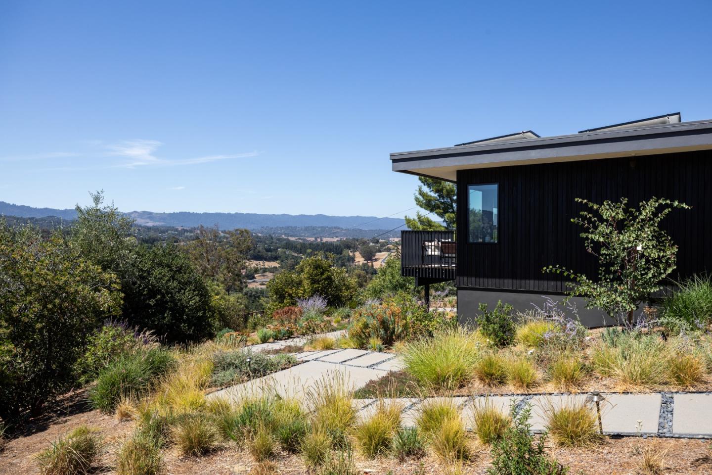 12698 La Cresta Court