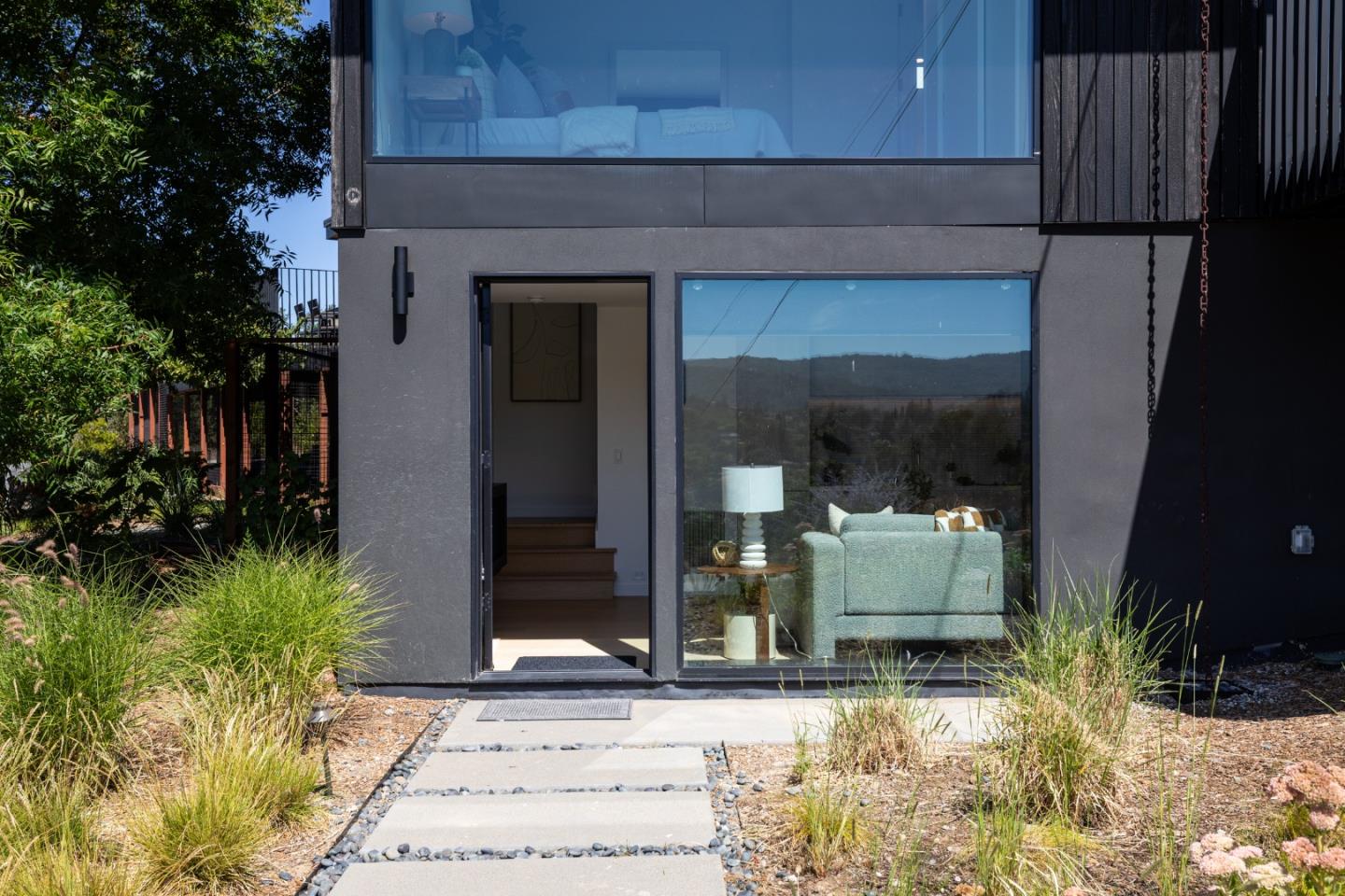 12698 La Cresta Court