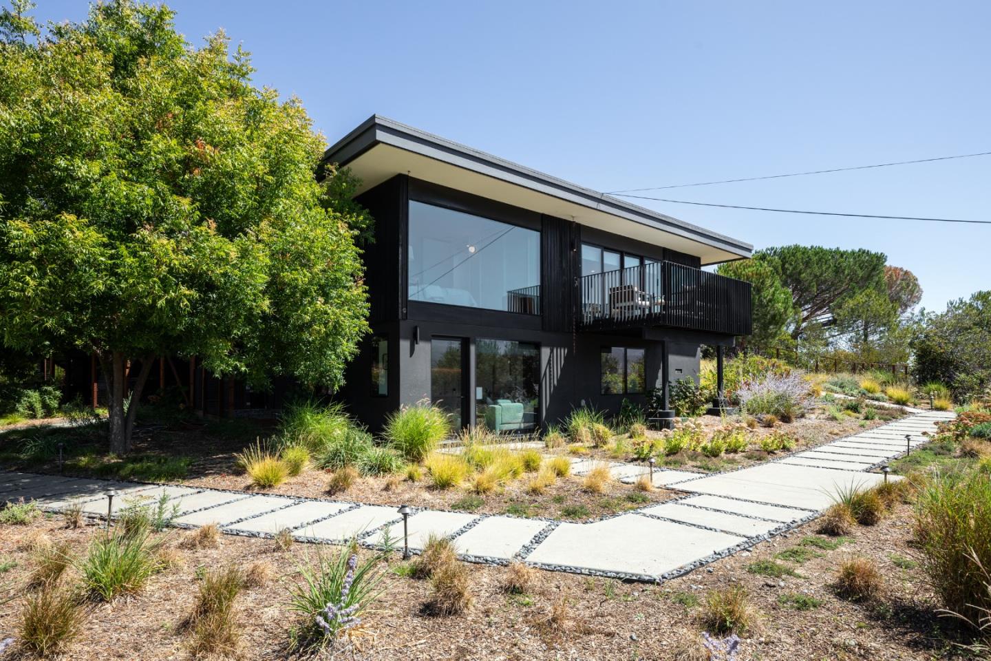 12698 La Cresta Court