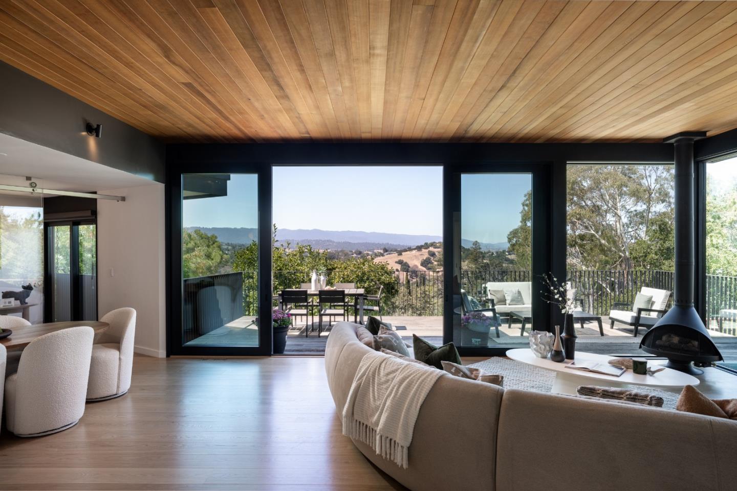 12698 La Cresta Court