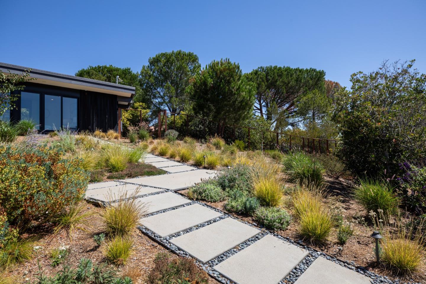 12698 La Cresta Court