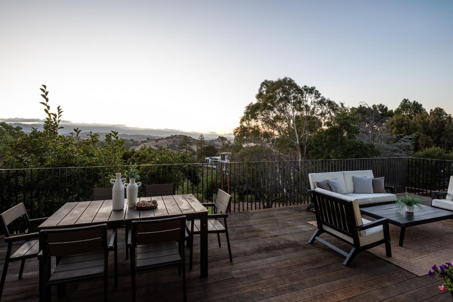12698 La Cresta Court