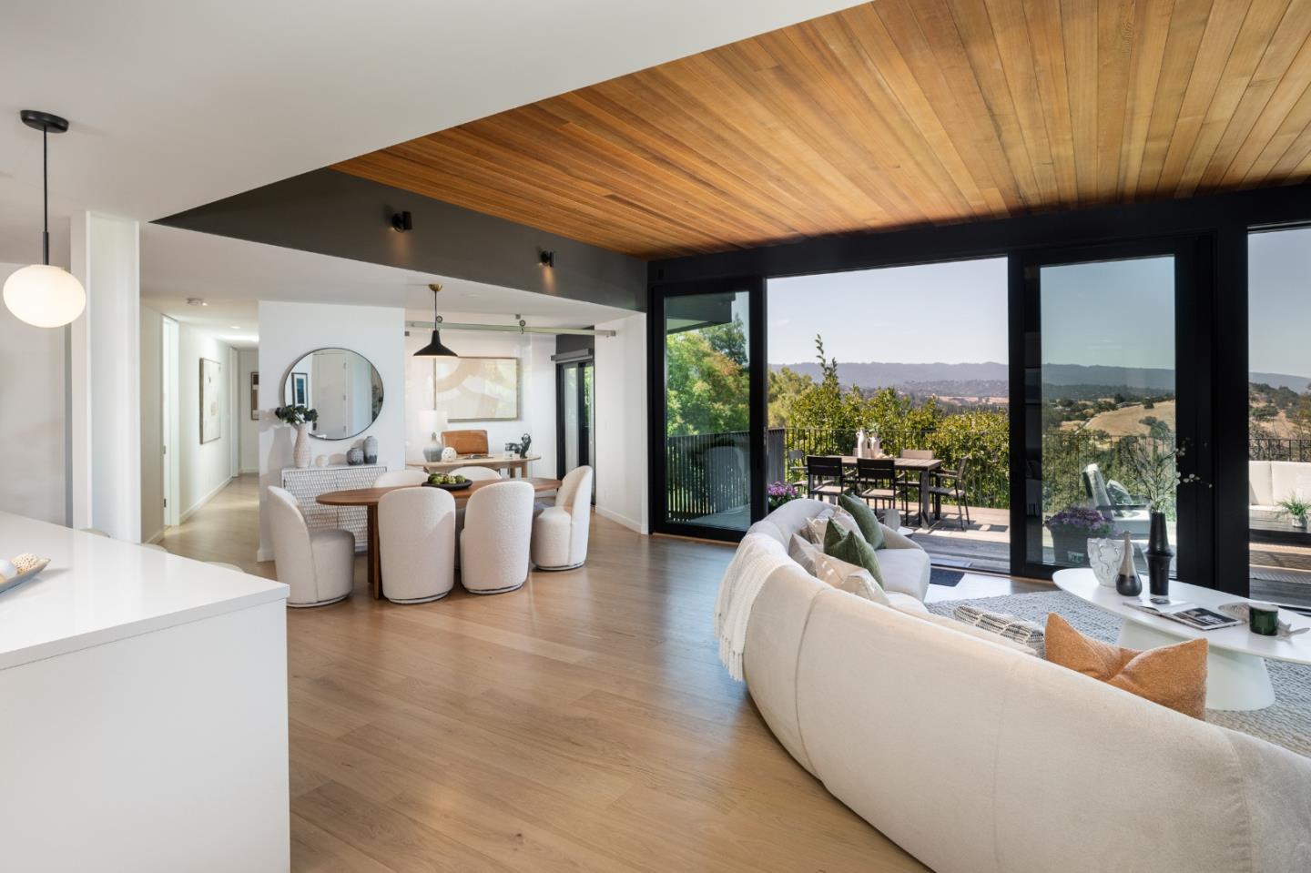12698 La Cresta Court
