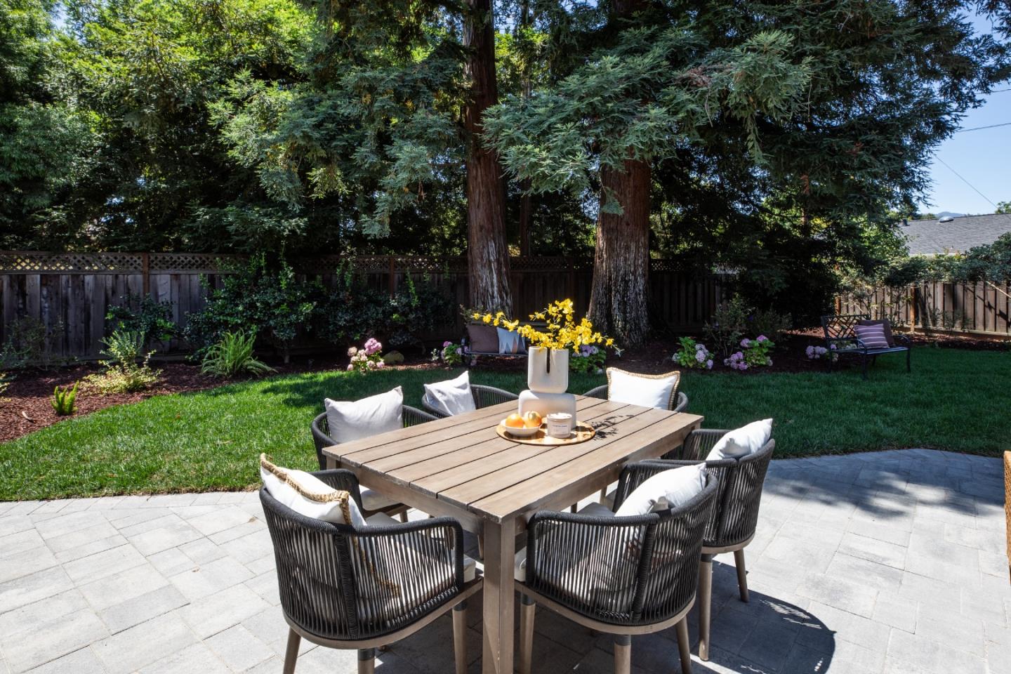 1520 Awalt Court