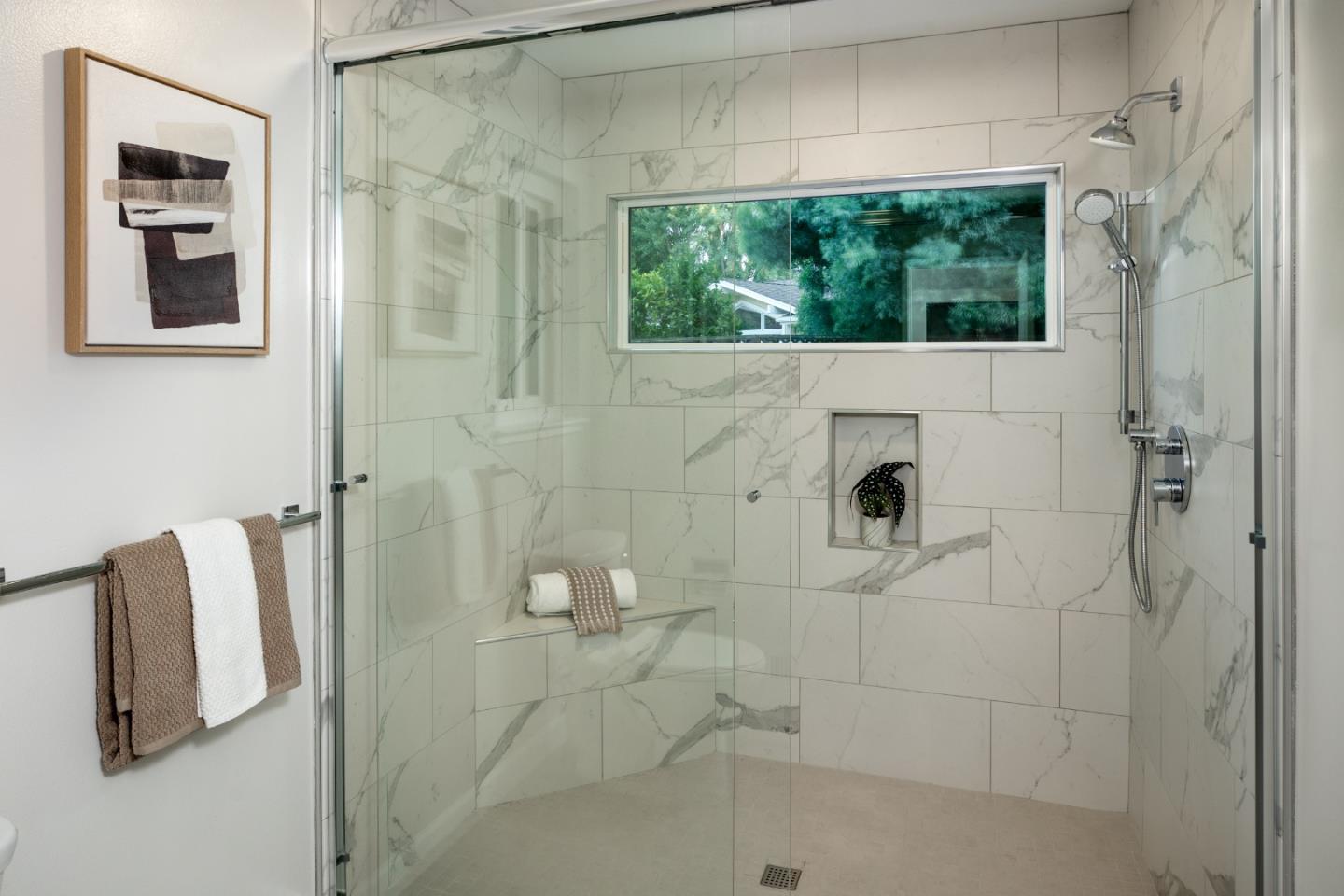 1520 Awalt Court