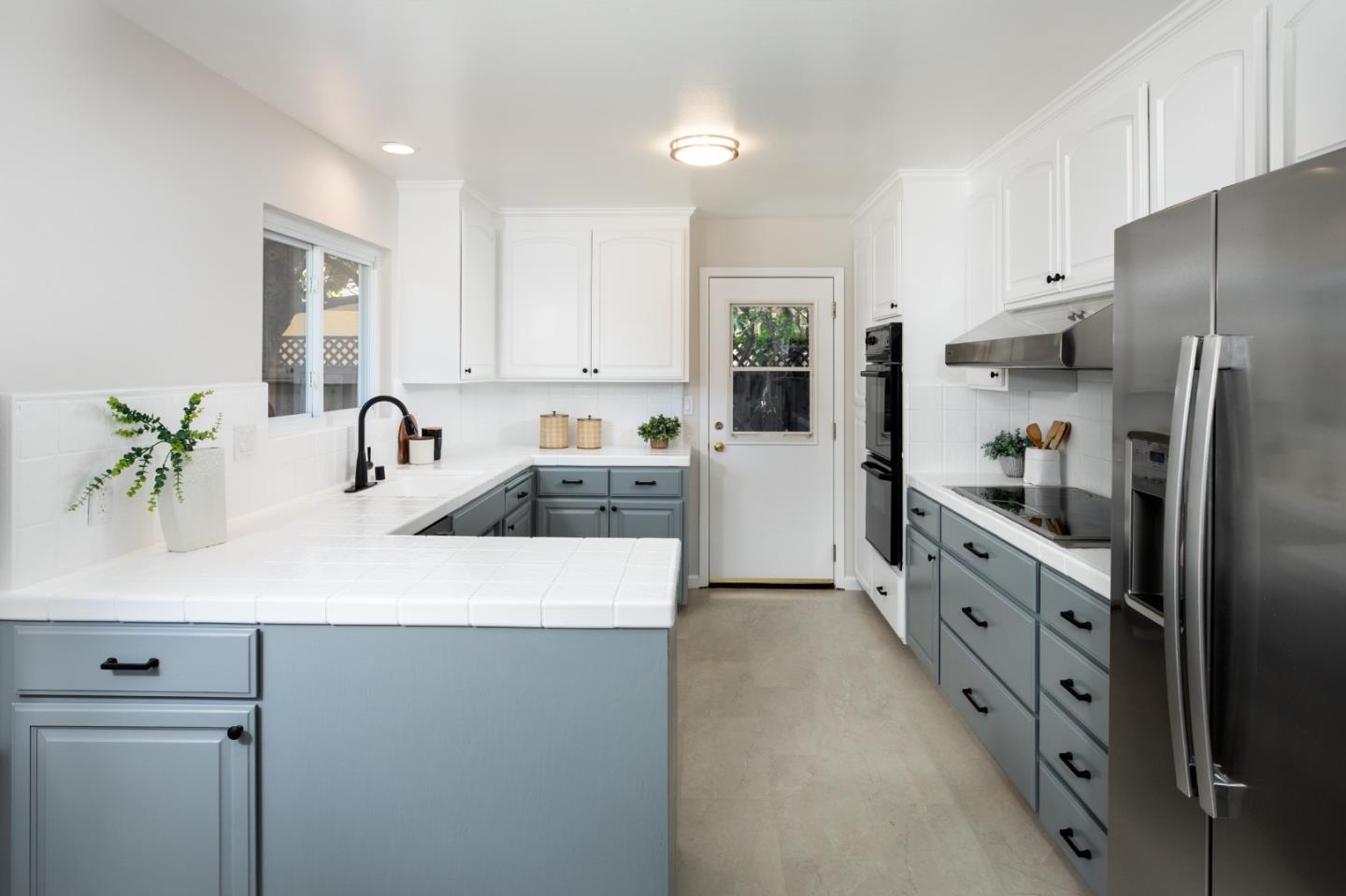 1520 Awalt Court