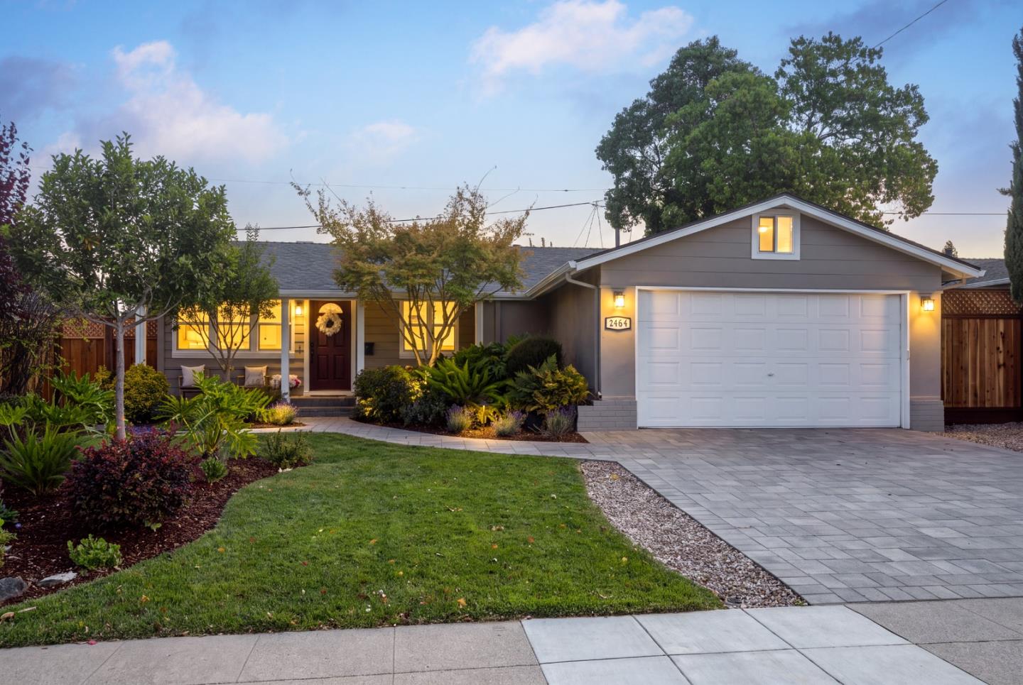2464 Grandby DR