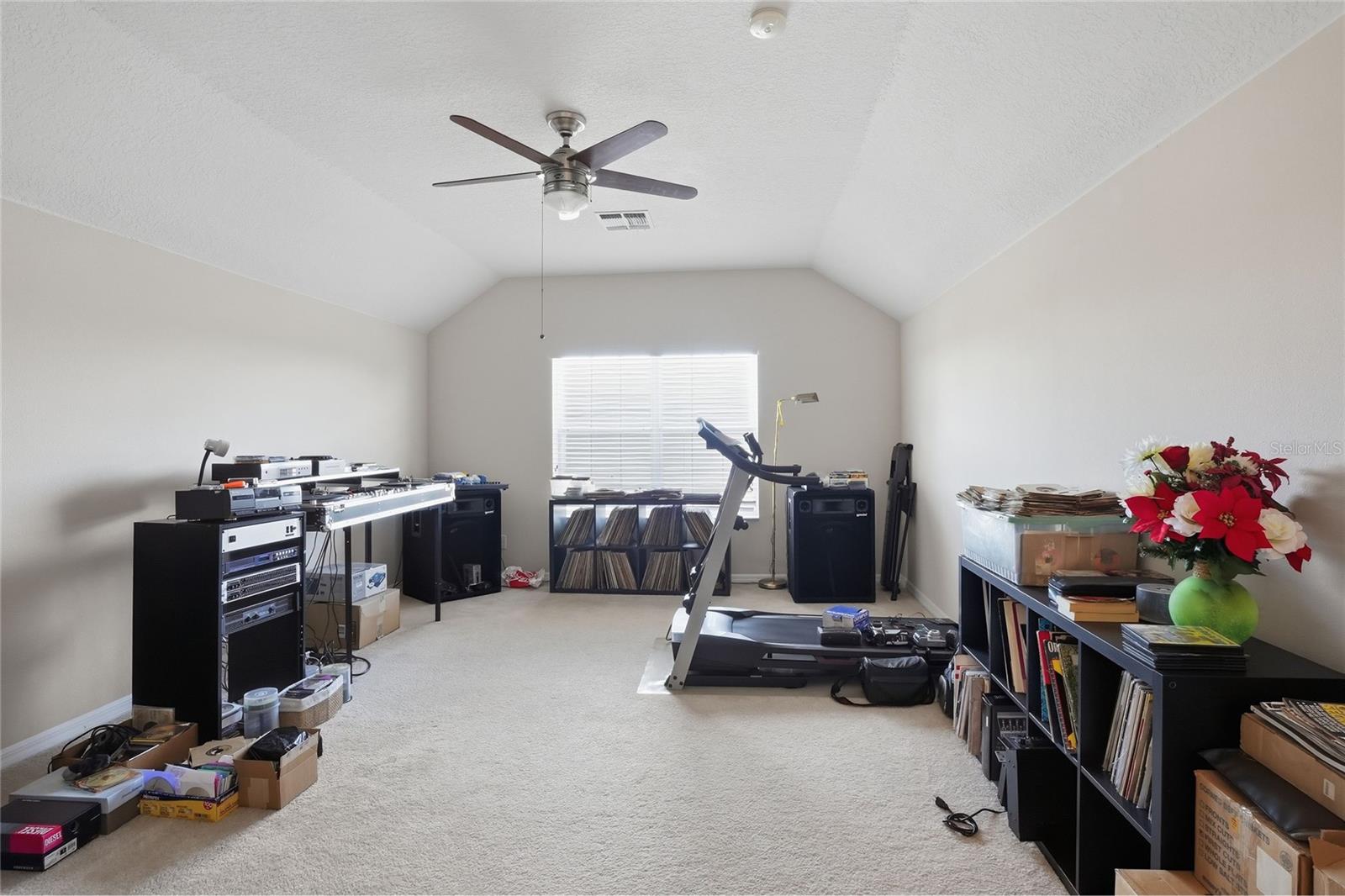2714 PLUMBERRY AVE