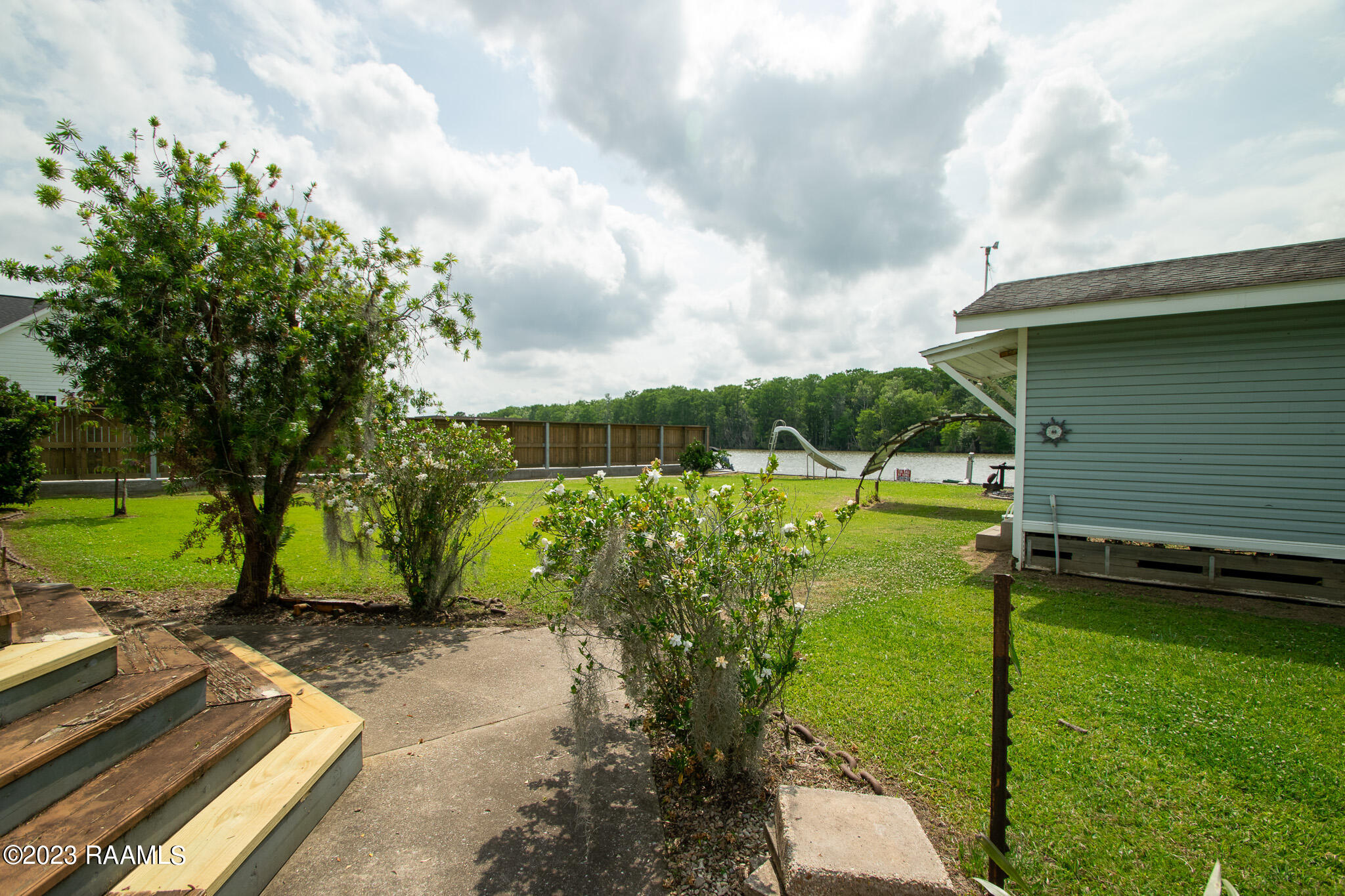1277 E Stephensville Road