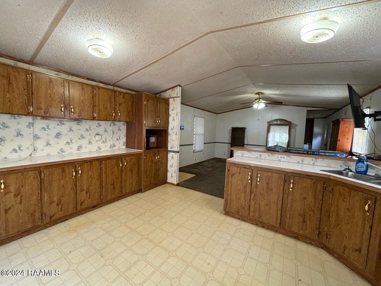 900 Red Cypress Road