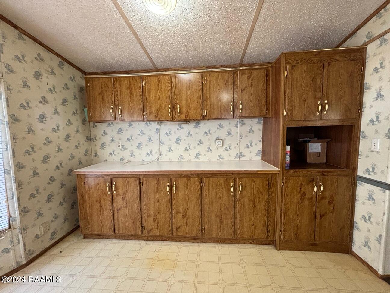 900 Red Cypress Road