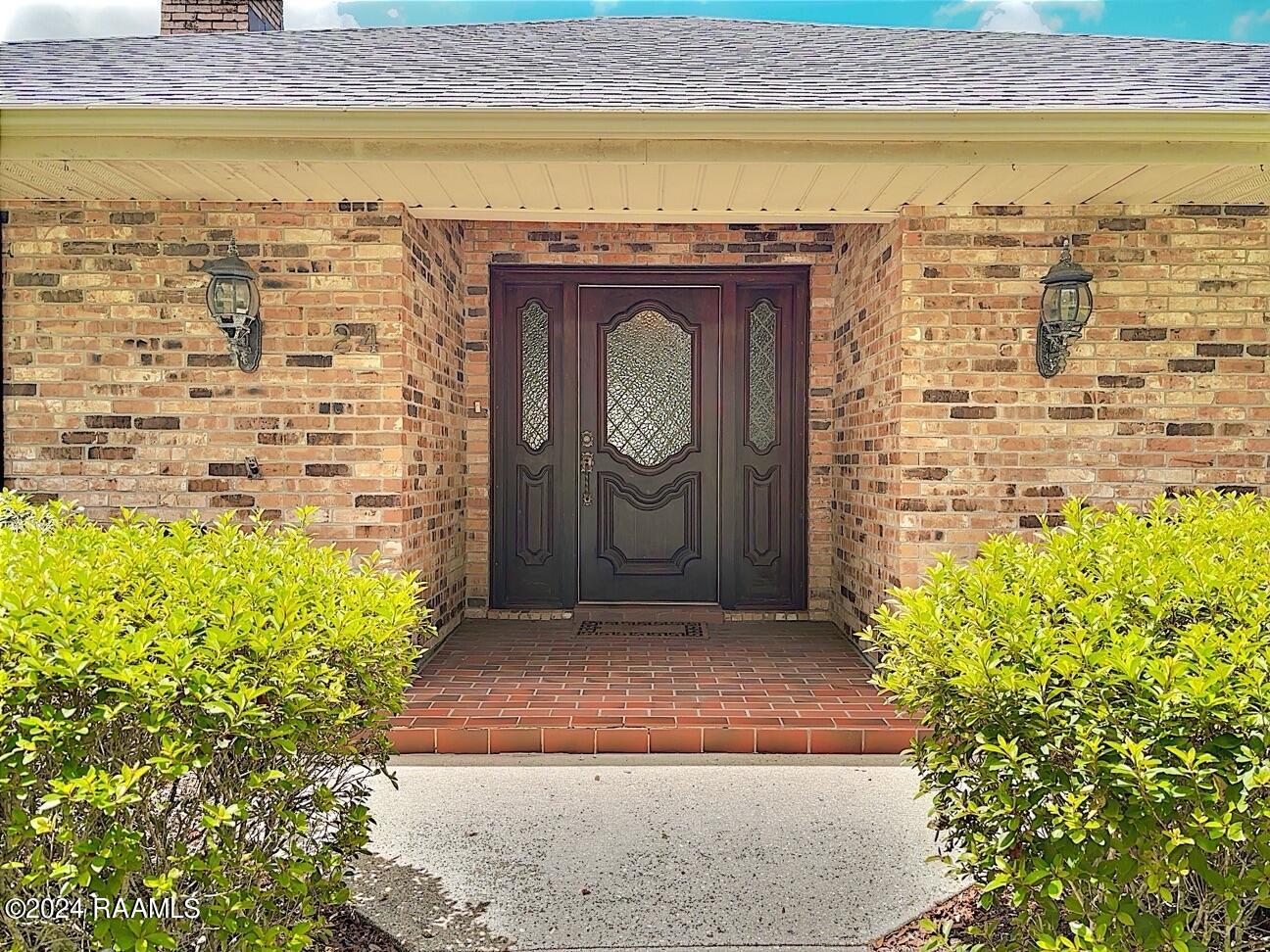 24 Marquis Manor