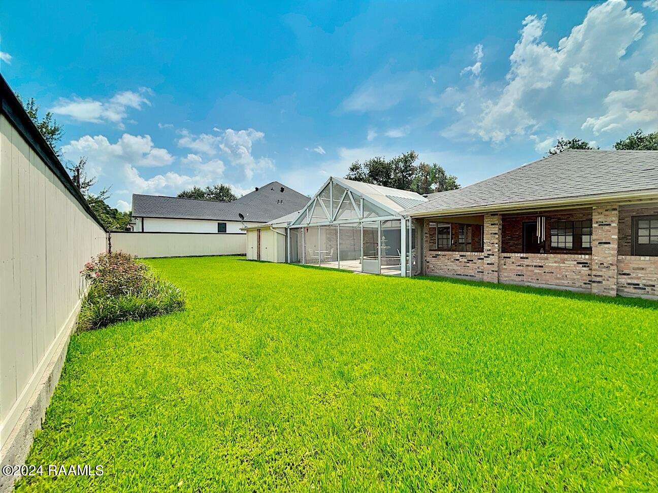 24 Marquis Manor