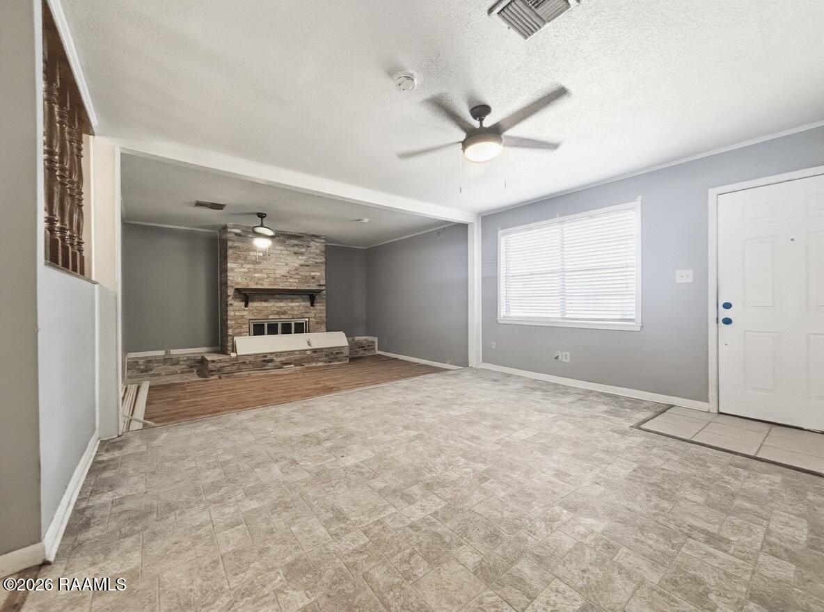 3206 Roselawn Drive