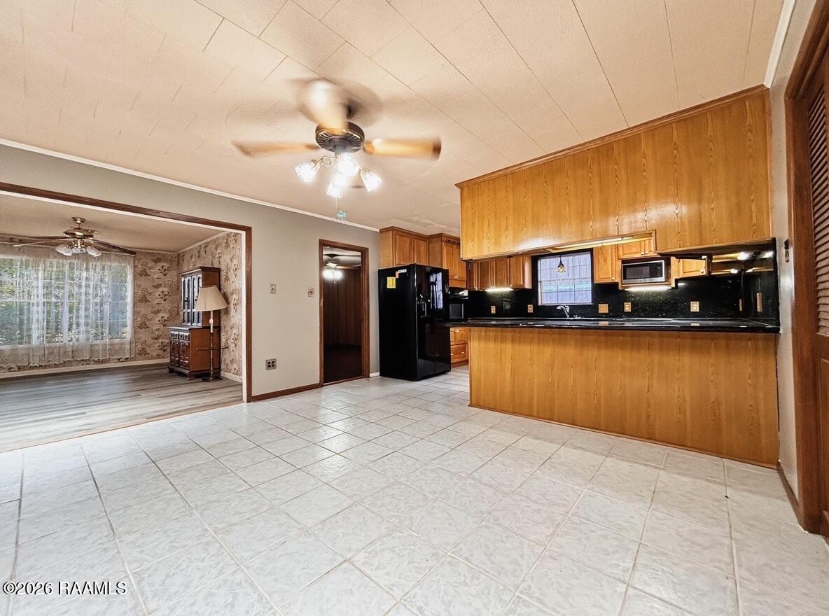 1412 Walnut