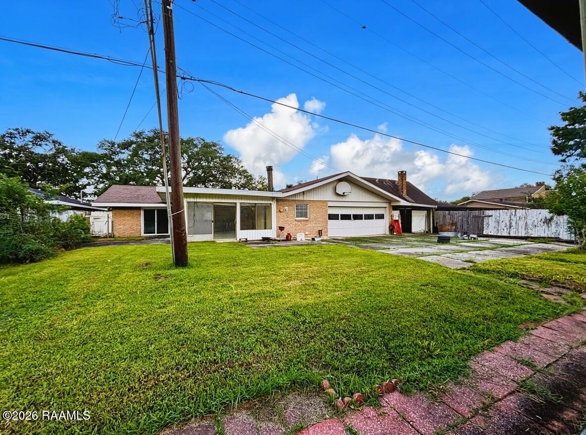 1412 Walnut
