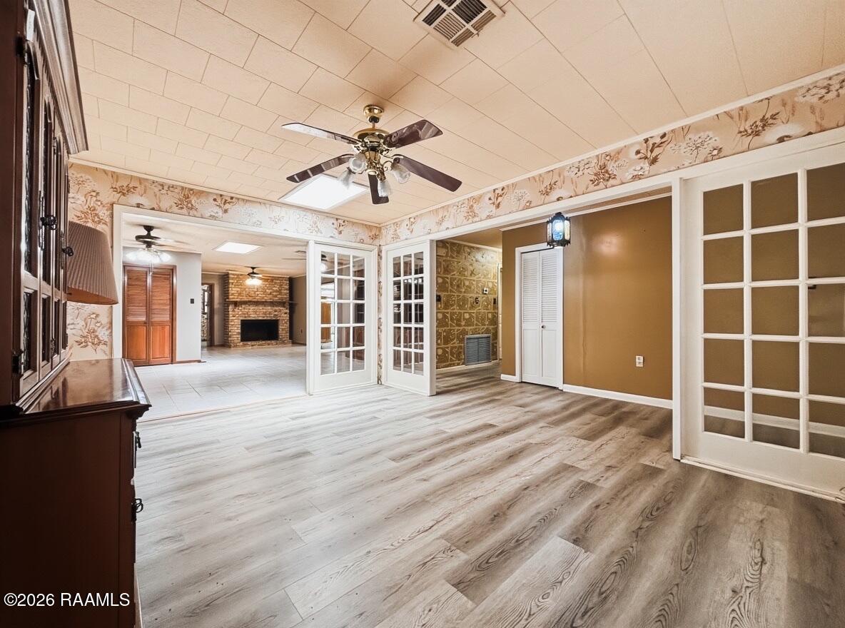 1412 Walnut