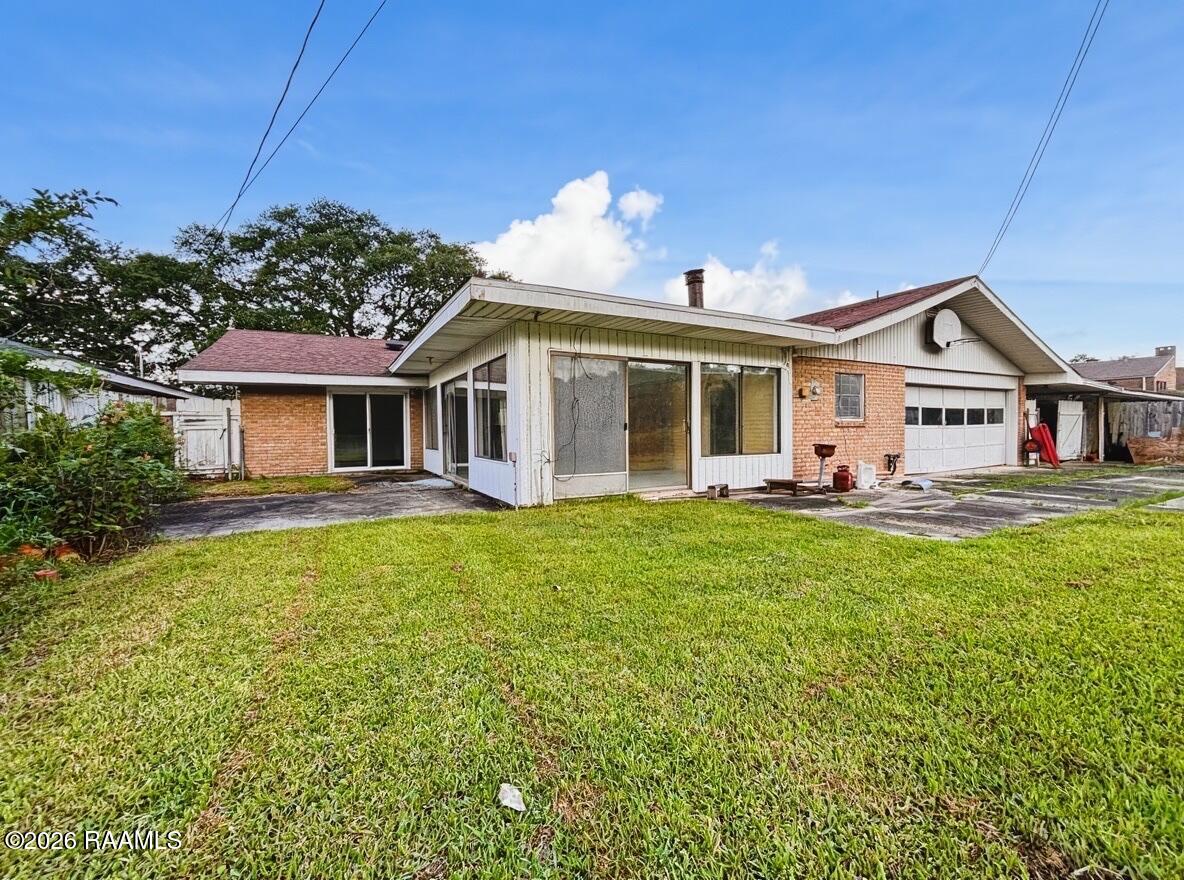 1412 Walnut