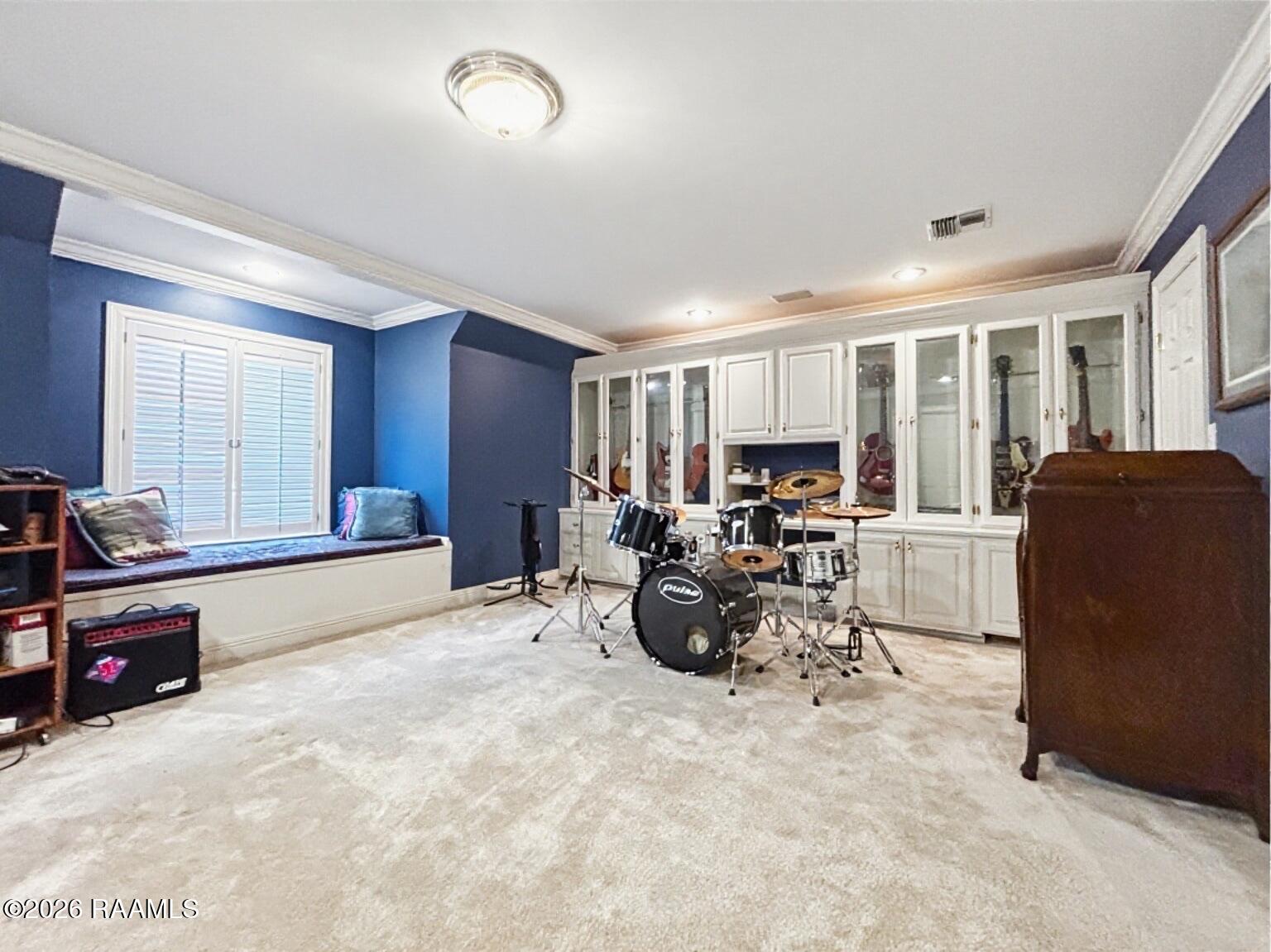 1 Marquis Manor