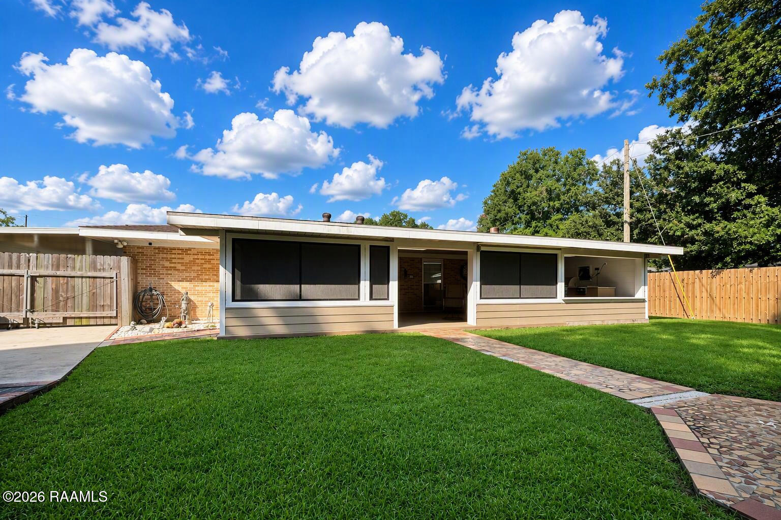 201 Uranus Road